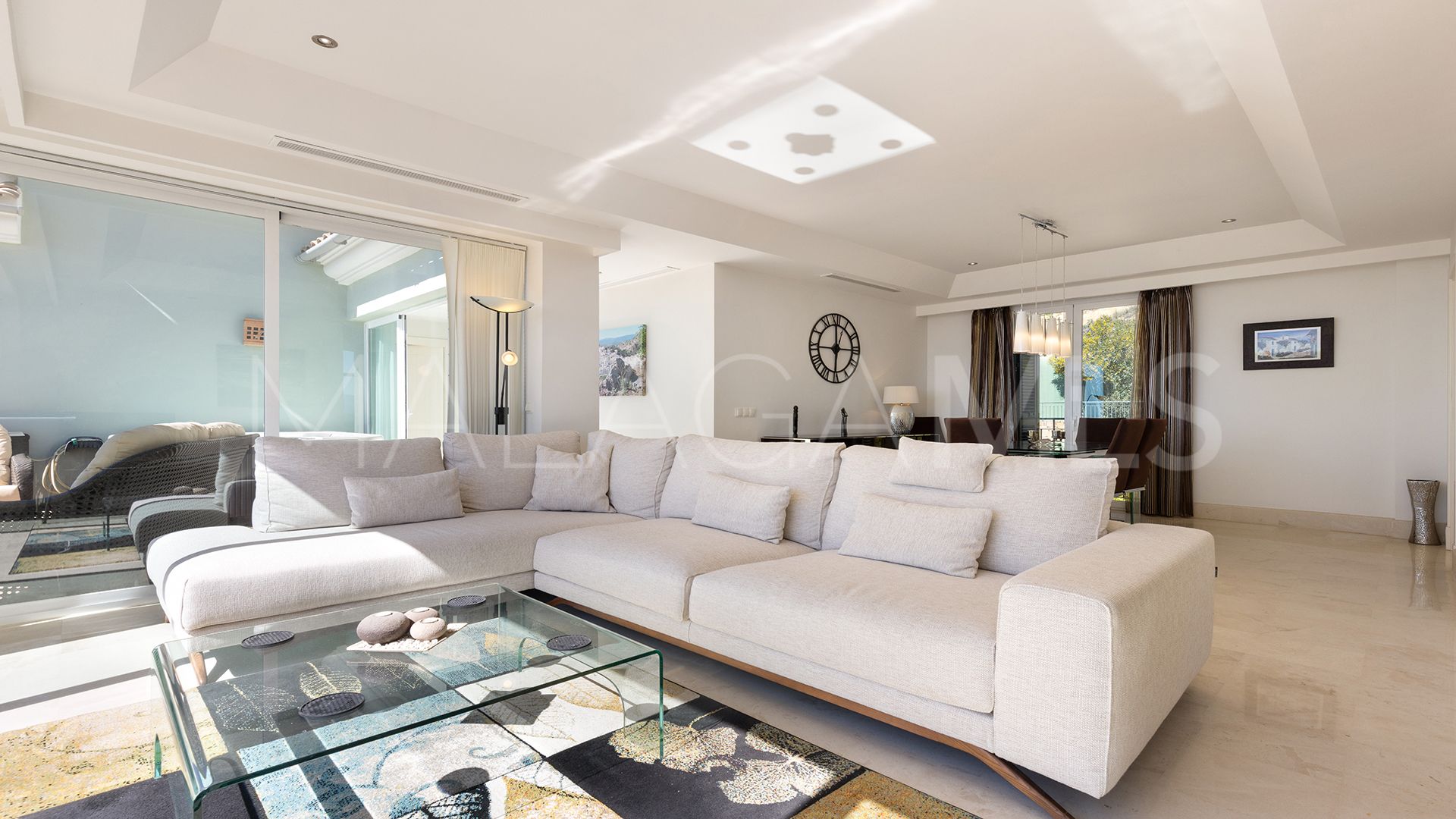 For sale 3 bedrooms penthouse in Doña Julia