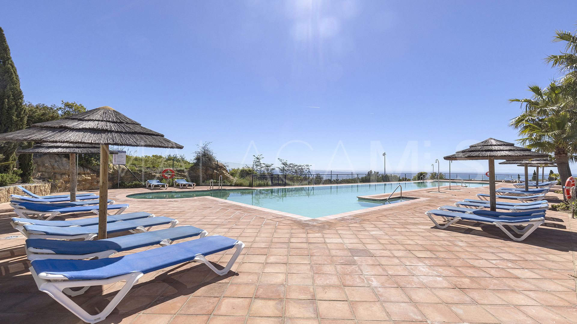 For sale 3 bedrooms penthouse in Doña Julia