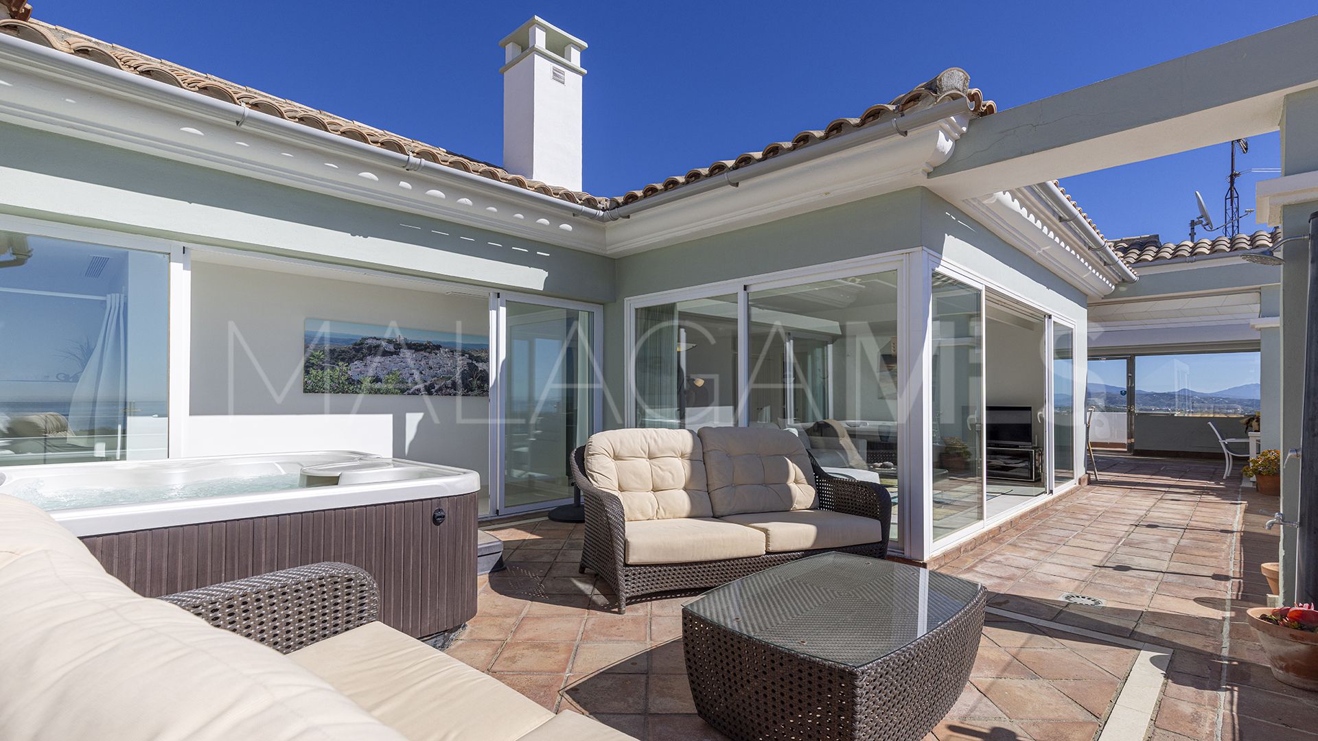 For sale 3 bedrooms penthouse in Doña Julia