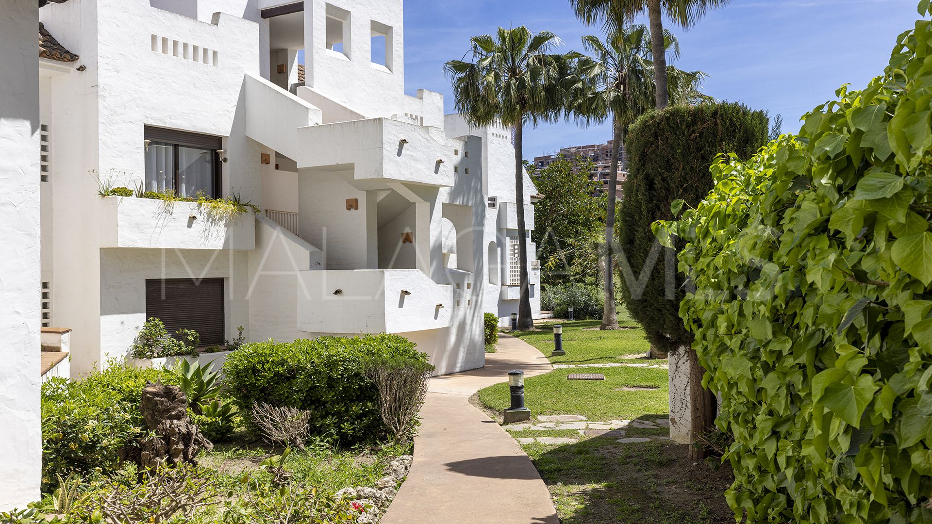 Erdgeschosswohnung for sale in Duquesa Village