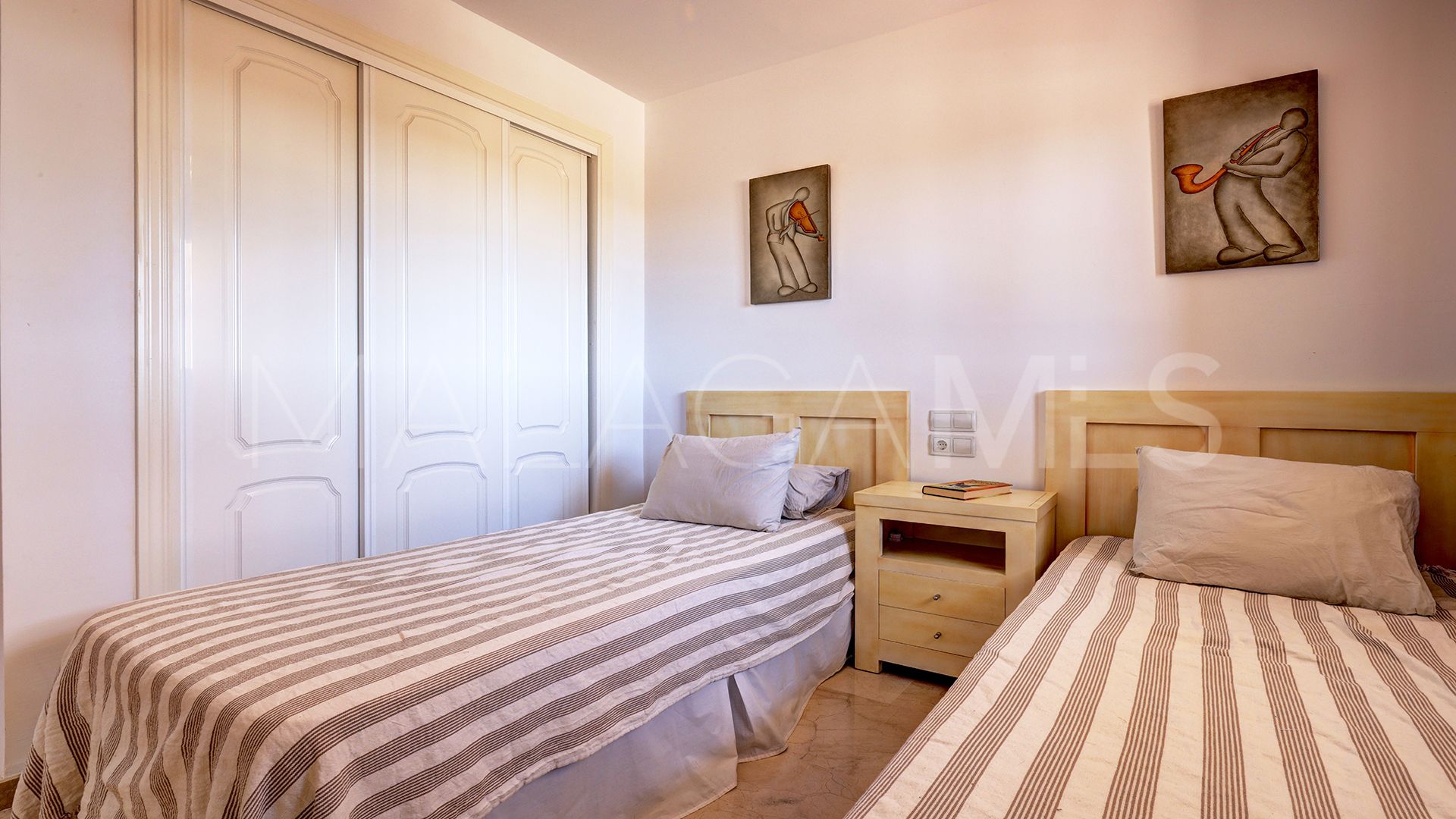 For sale La Vizcaronda town house