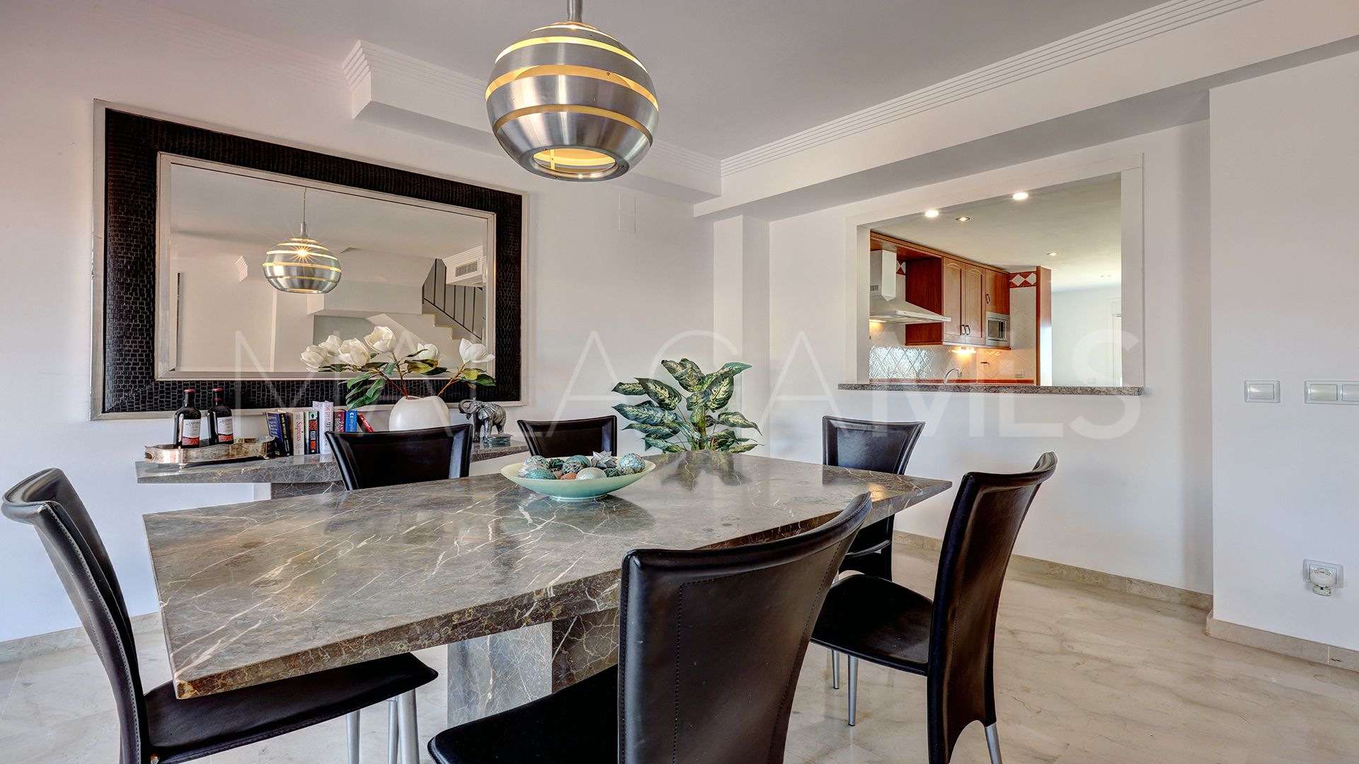 For sale La Vizcaronda town house