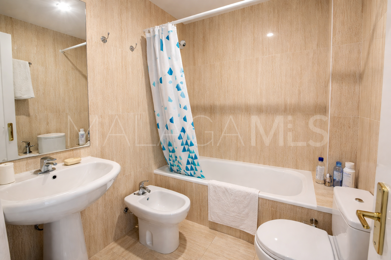 Maison de ville for sale in Manilva Beach