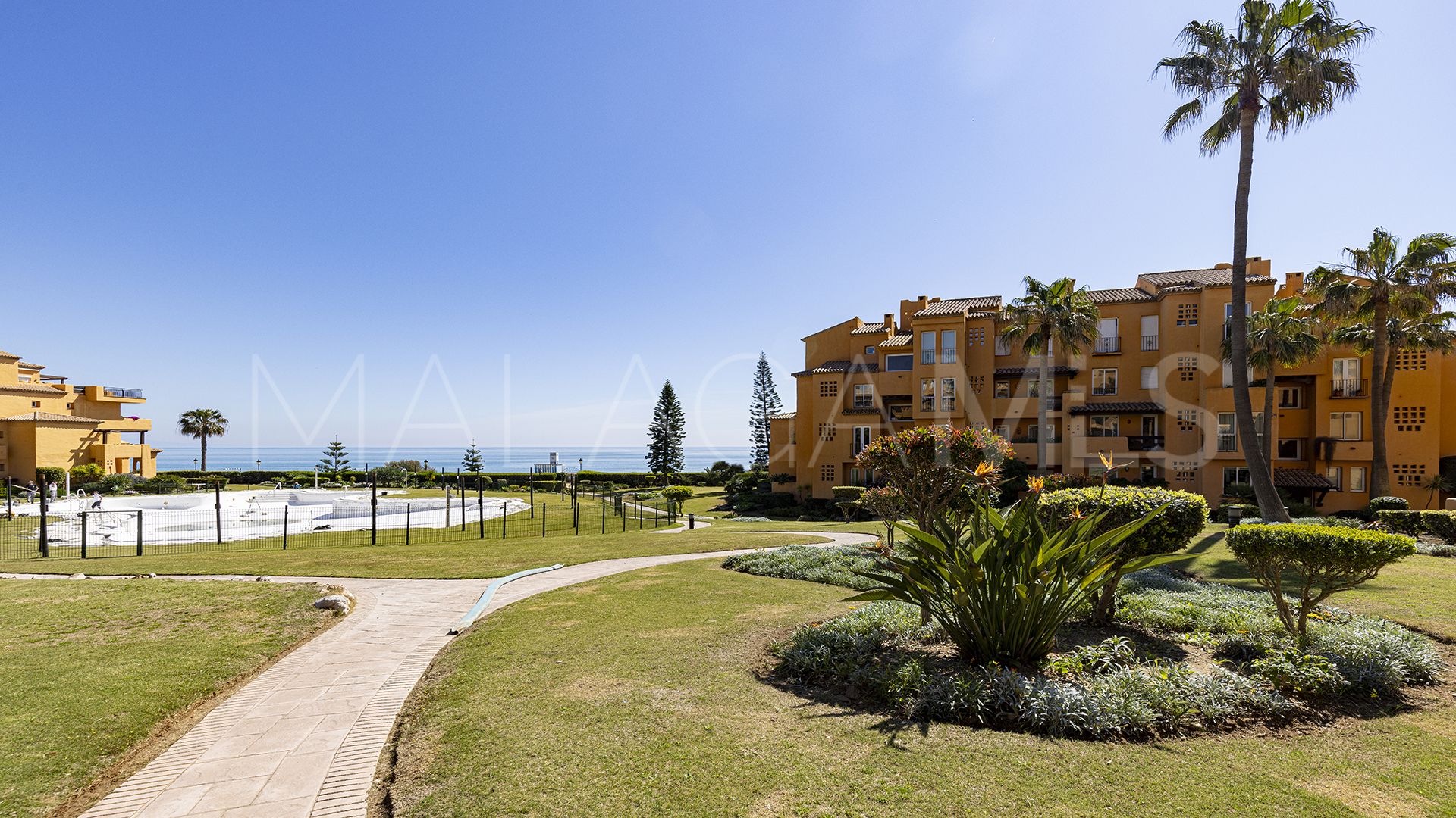 For sale Los Granados de Duquesa apartment