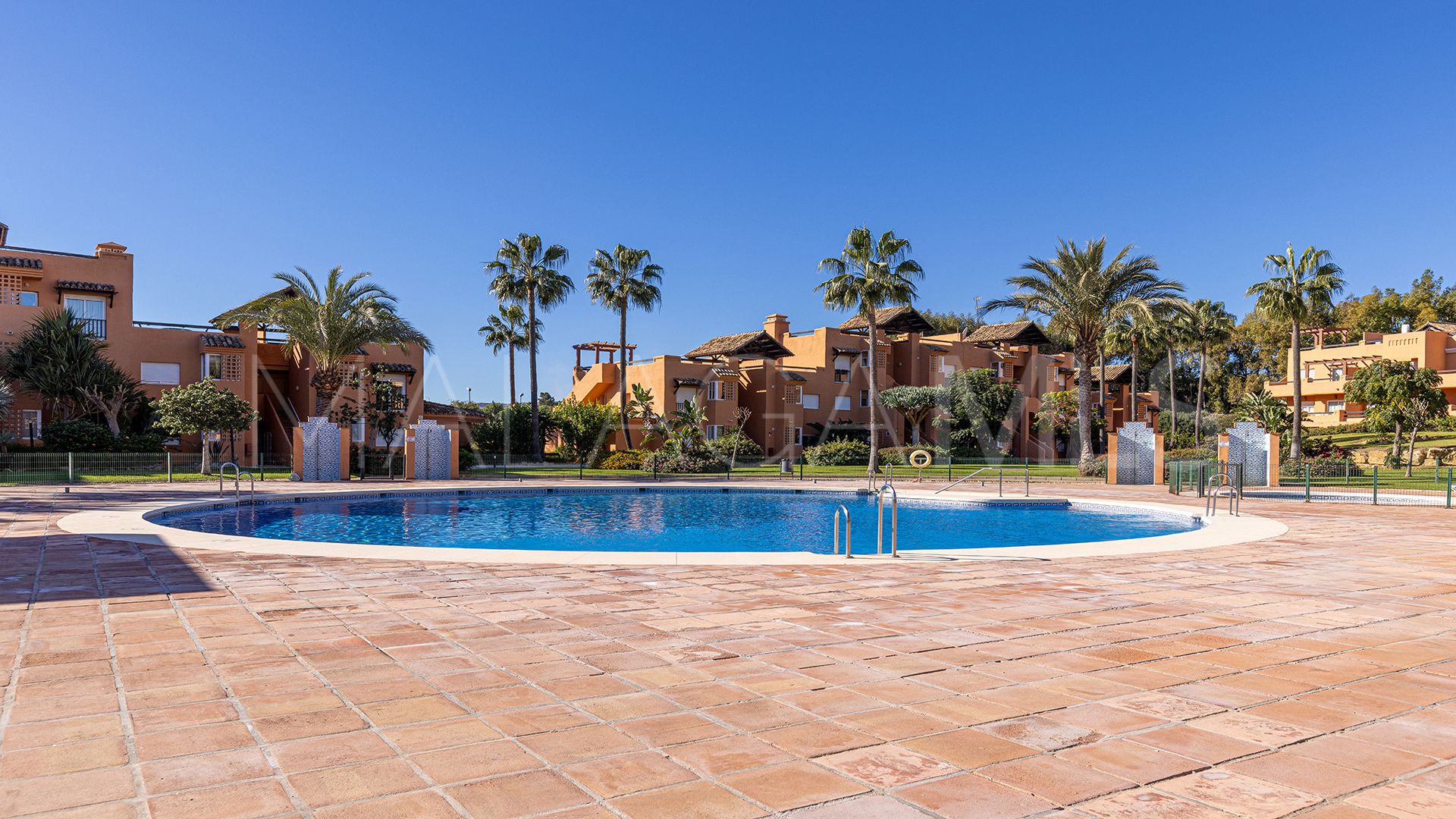 Lägenhet for sale in Casares del Sol - Casares Golf