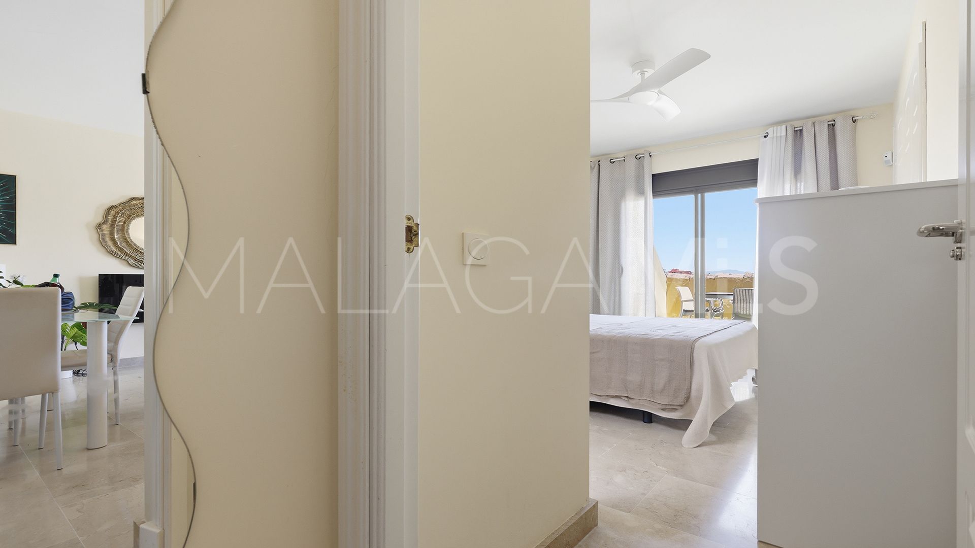 Appartement terrasse for sale in Duquesa Village