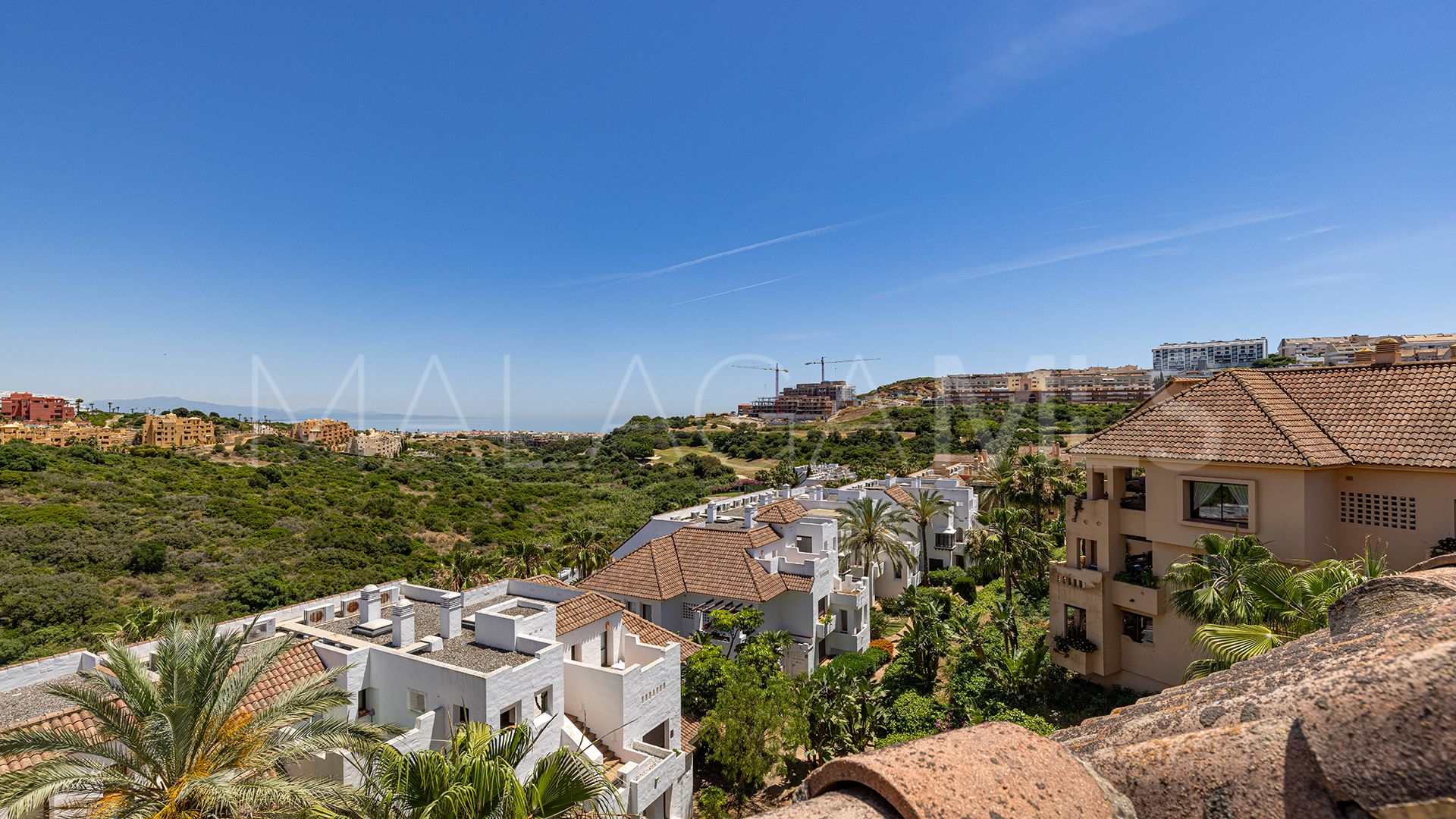 Appartement terrasse for sale in Duquesa Village