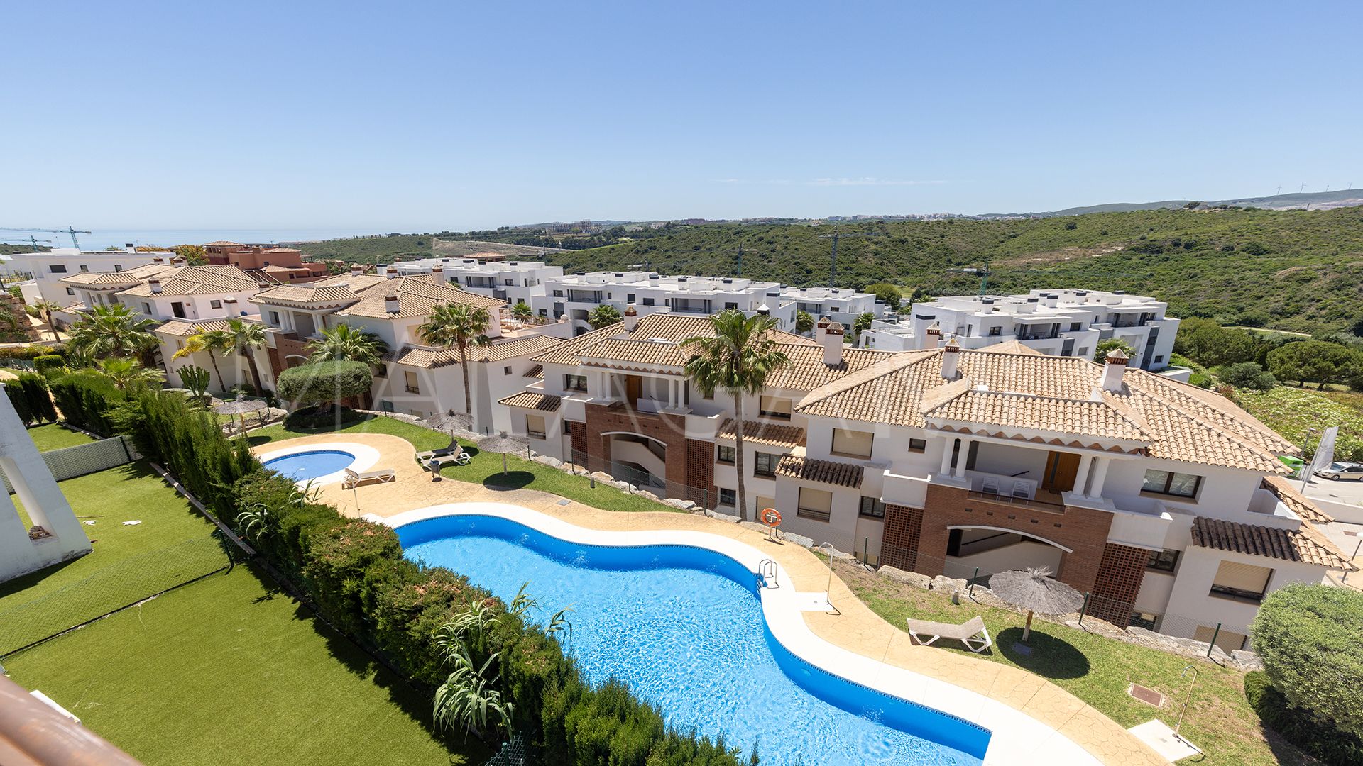 For sale penthouse with 3 bedrooms in Casares Golf
