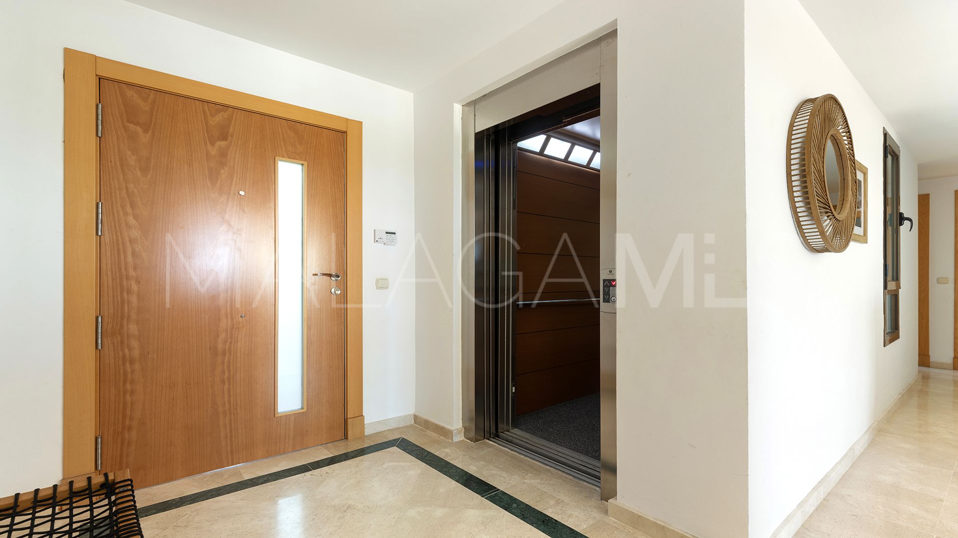 For sale penthouse with 3 bedrooms in Casares Golf