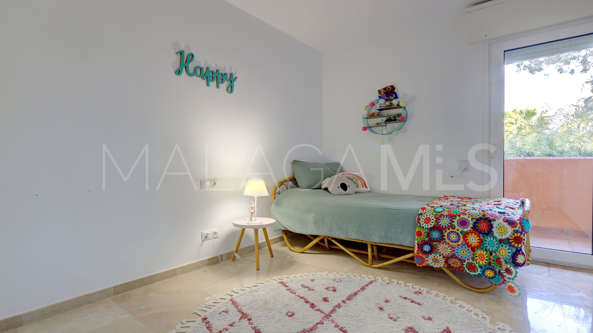 Markplanslägenhet for sale in Los Granados de Duquesa