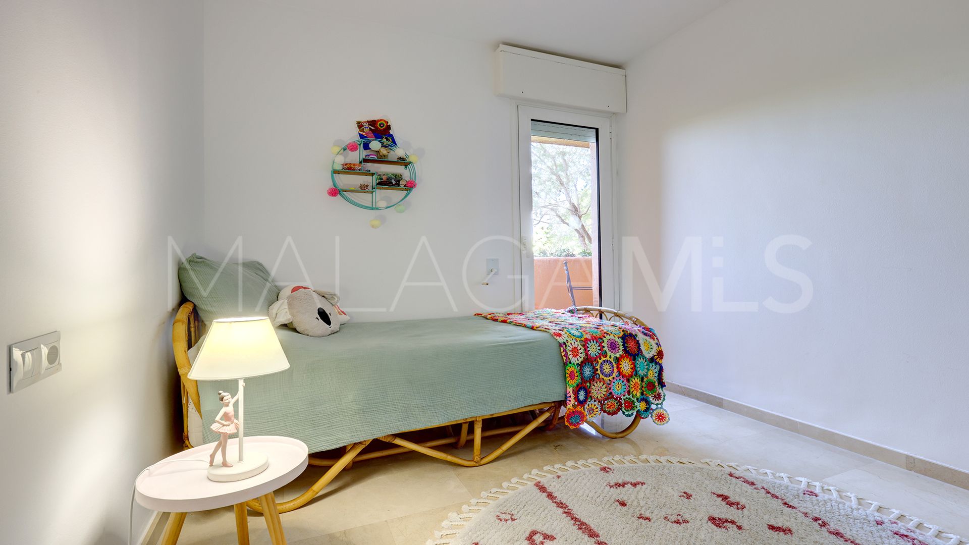 Markplanslägenhet for sale in Los Granados de Duquesa