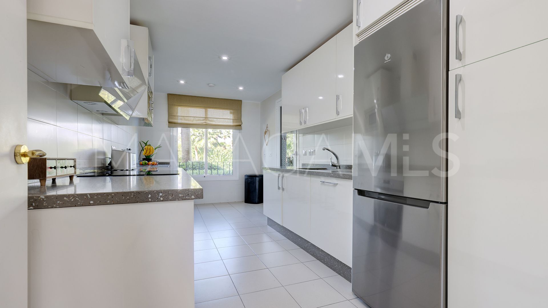 Markplanslägenhet for sale in Los Granados de Duquesa