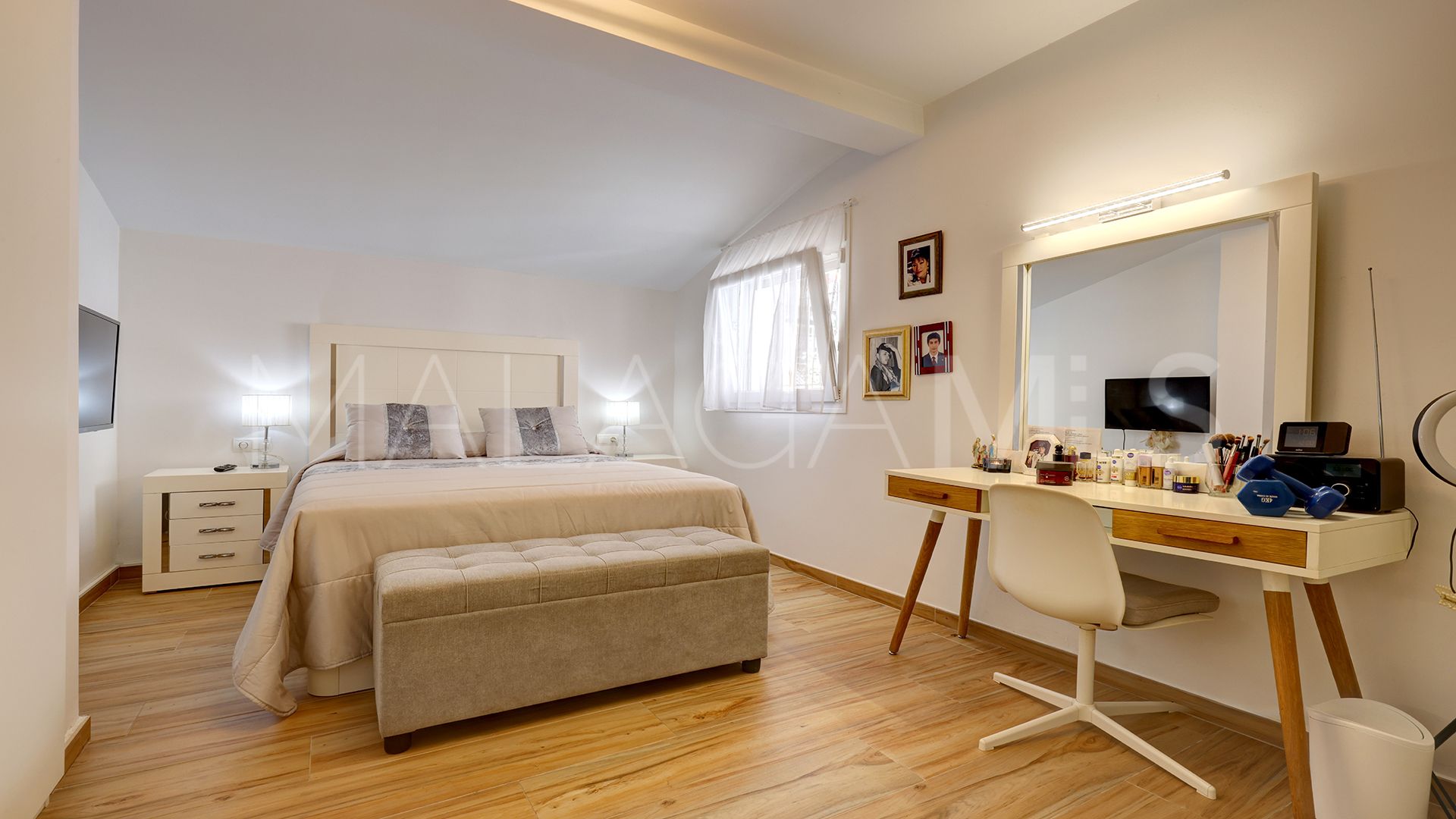 Maison jumelée for sale in Princesa Kristina