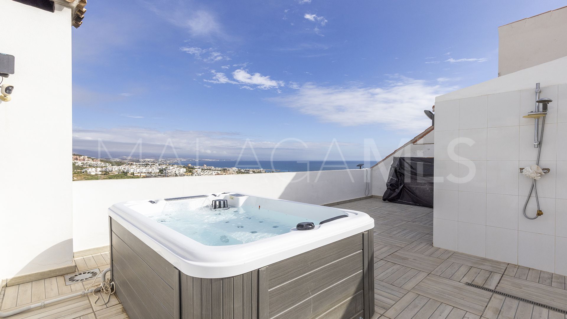 Maison jumelée for sale in Princesa Kristina