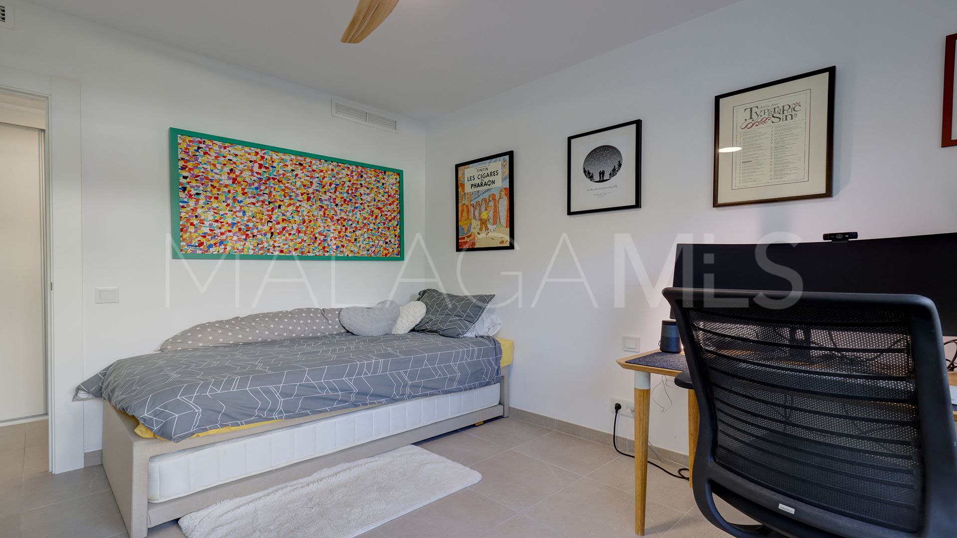 Markplanslägenhet for sale in Casares Golf