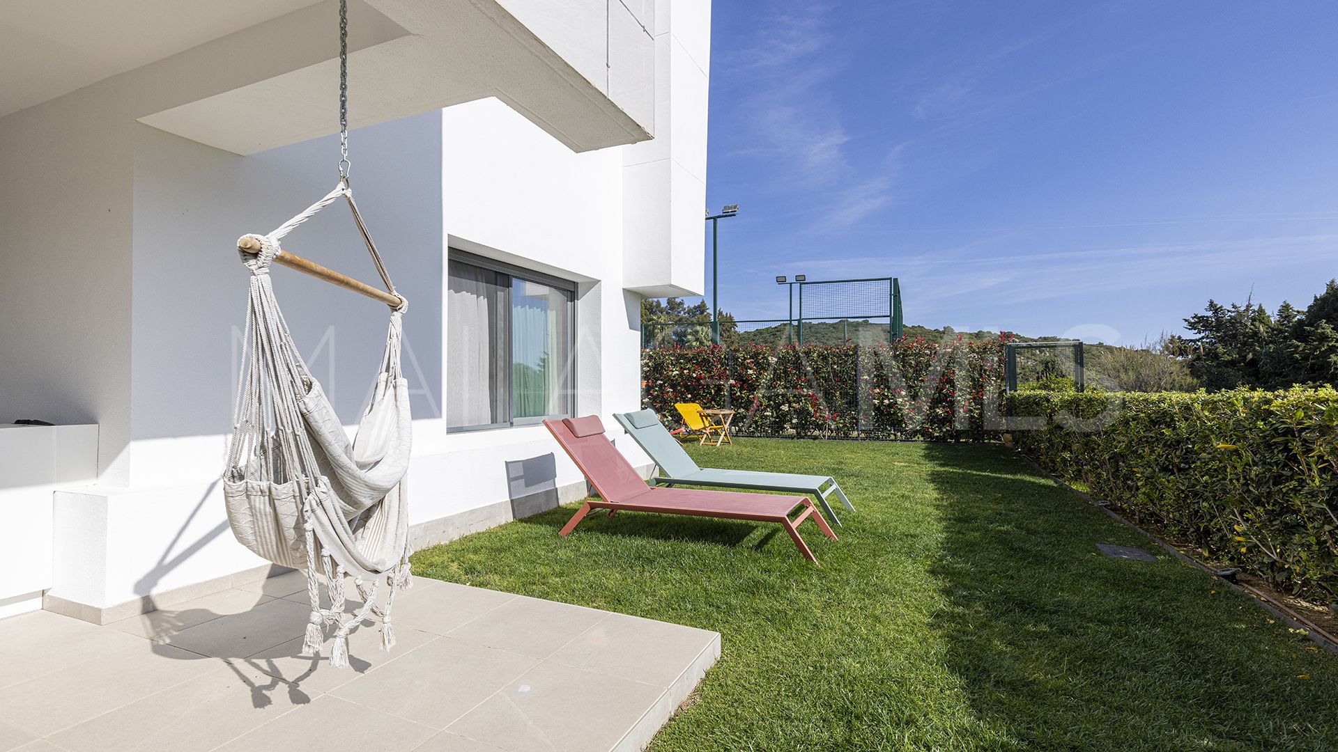 Markplanslägenhet for sale in Casares Golf