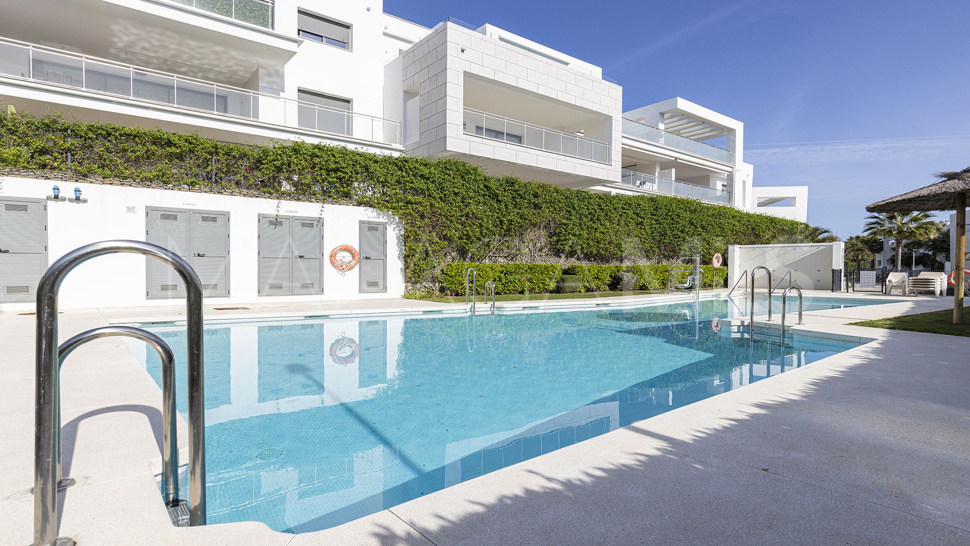 Markplanslägenhet for sale in Casares Golf