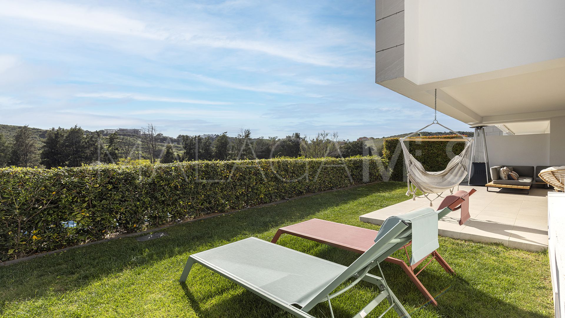 Markplanslägenhet for sale in Casares Golf