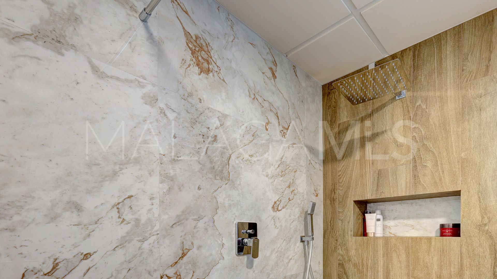 Markplanslägenhet for sale in Casares Golf