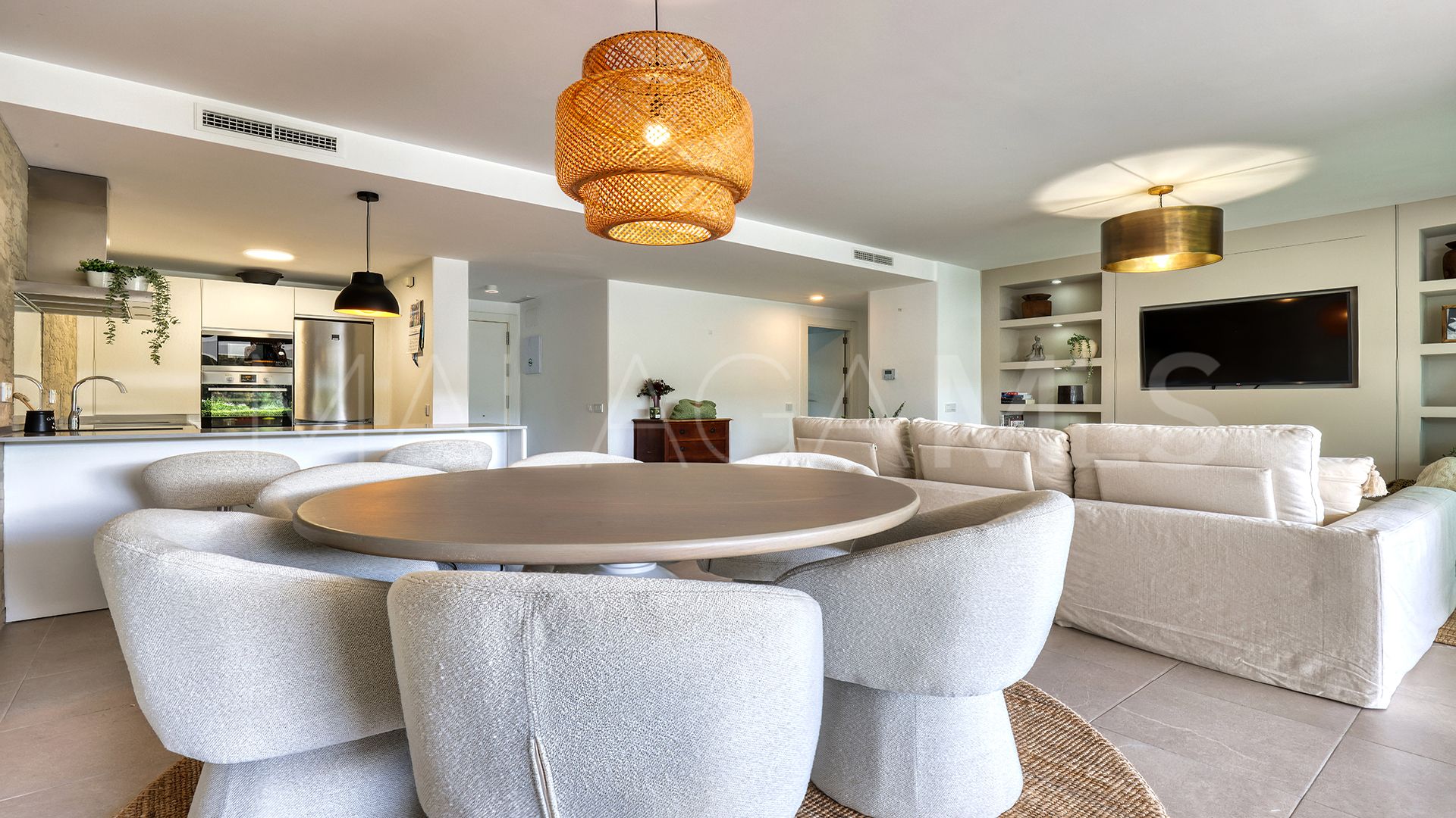 Markplanslägenhet for sale in Casares Golf