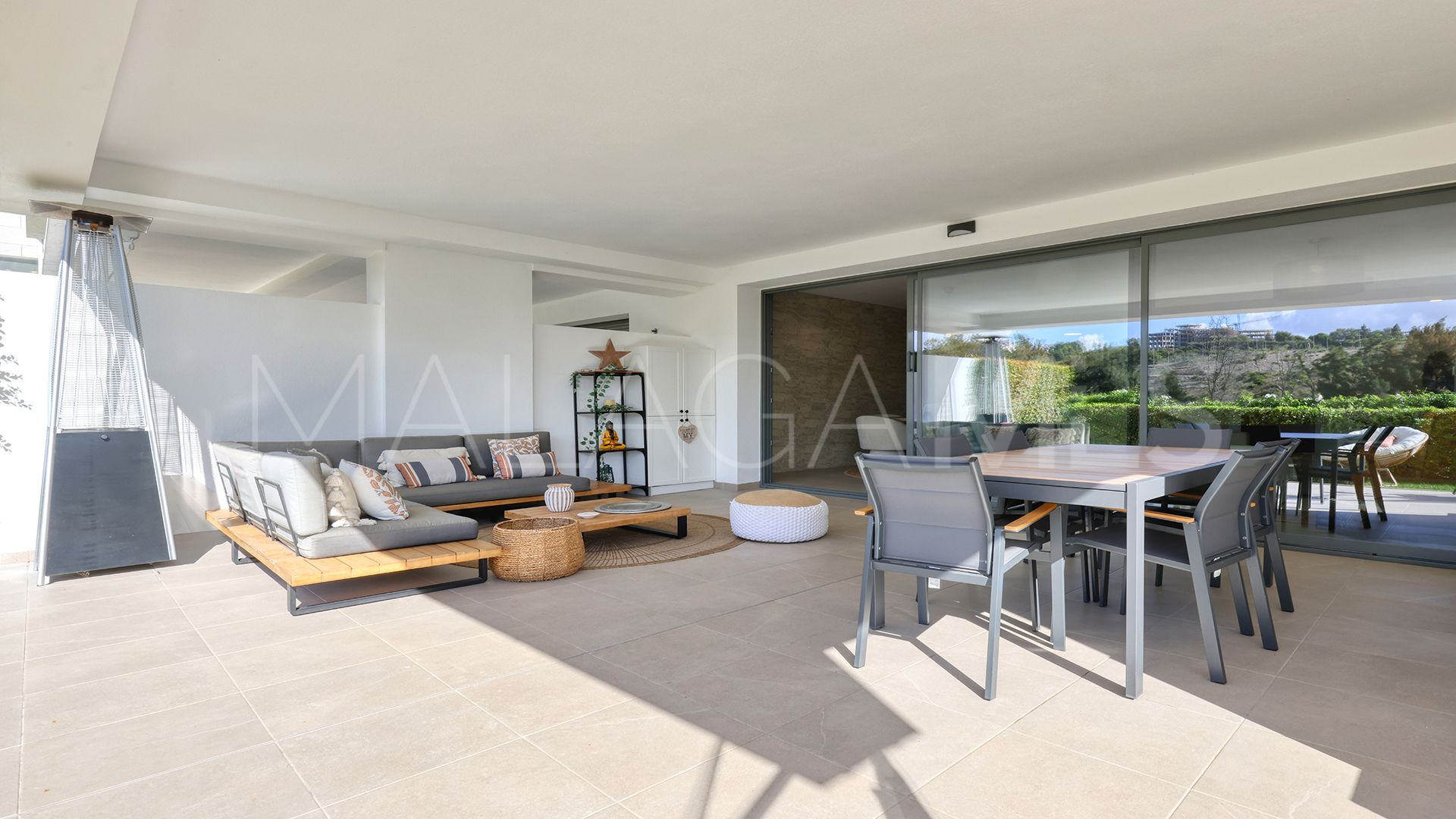 Markplanslägenhet for sale in Casares Golf