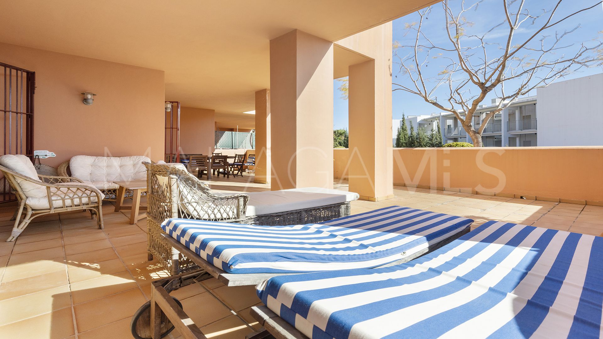 Bahia de las Rocas 3 bedrooms ground floor apartment for sale