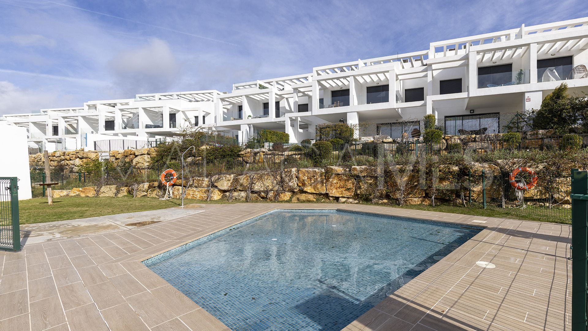 Se vende adosado in Bahia de las Rocas de 3 bedrooms