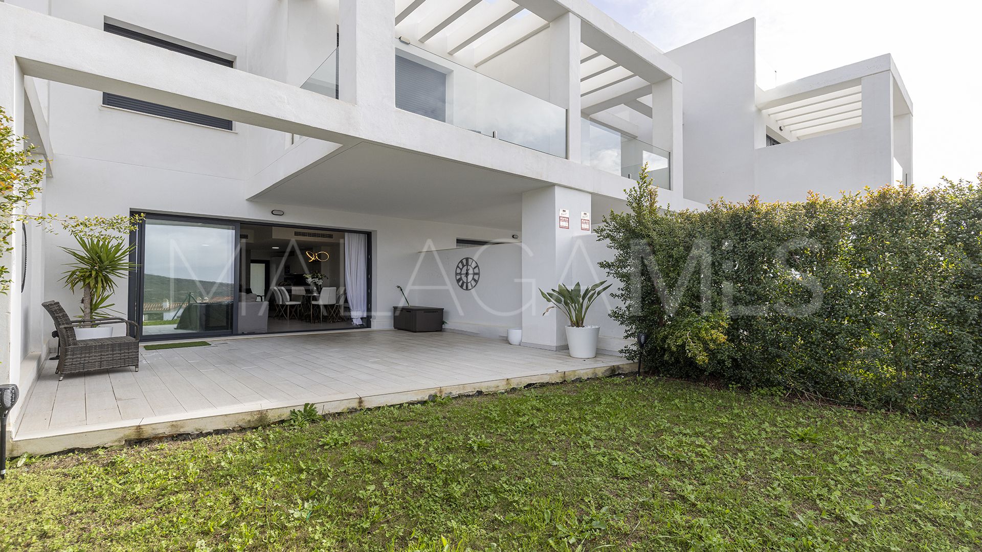 Se vende adosado in Bahia de las Rocas de 3 bedrooms