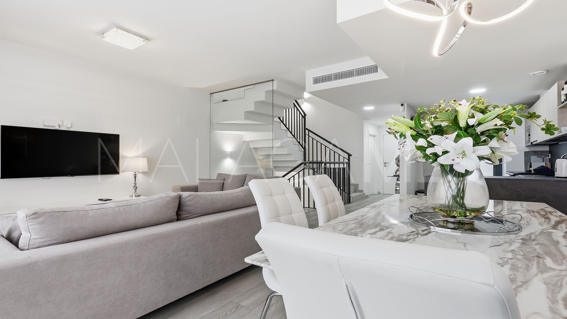 Se vende adosado in Bahia de las Rocas de 3 bedrooms