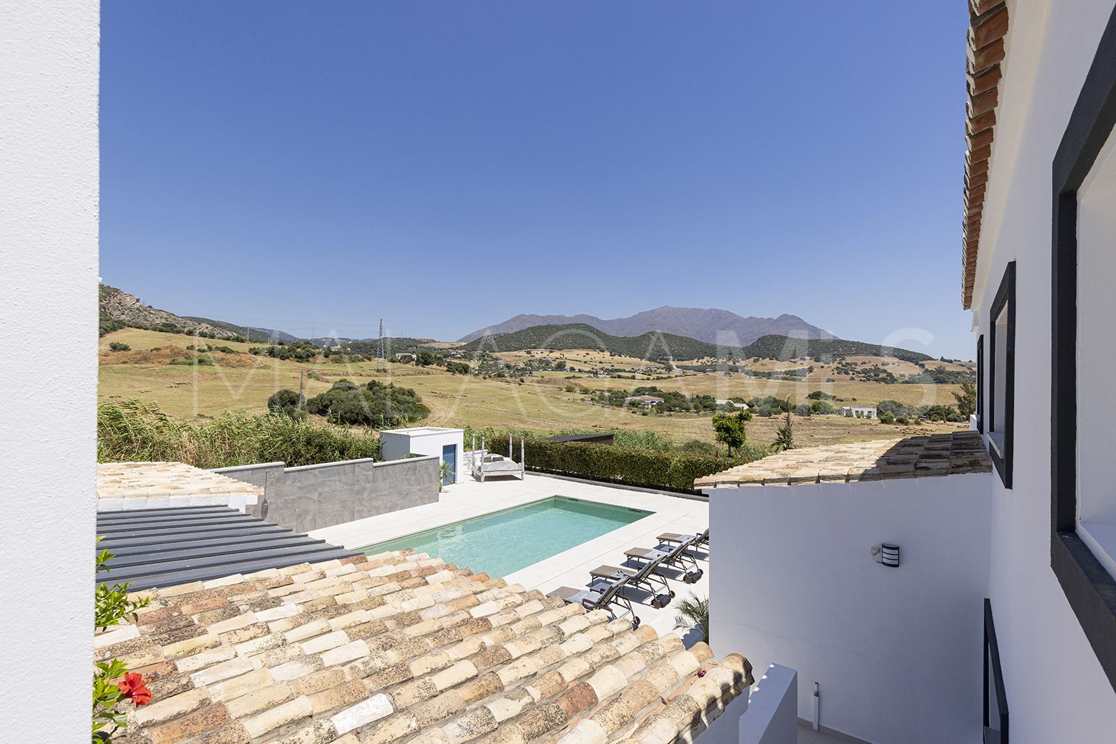 Finca for sale in Casares