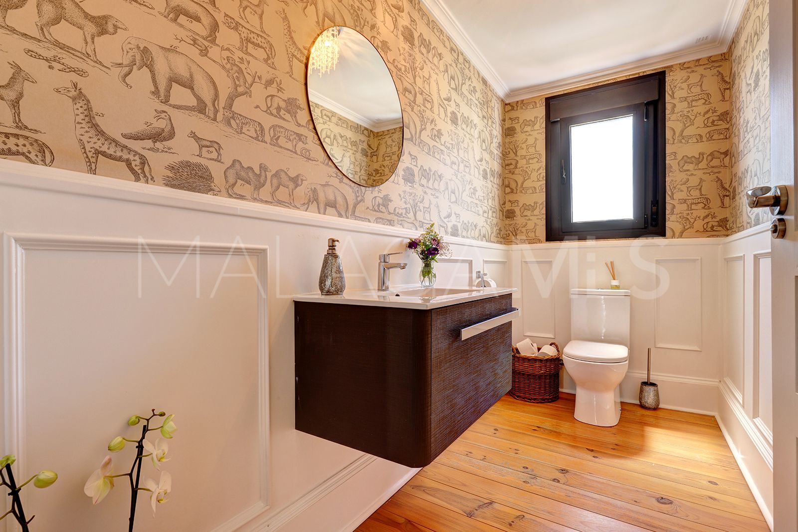 Finca for sale in Casares