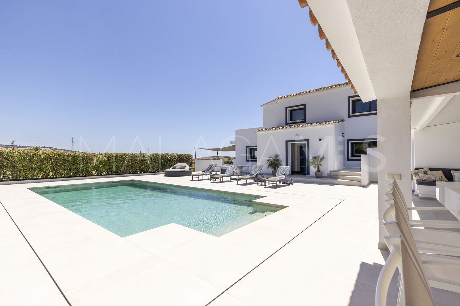 Finca for sale in Casares
