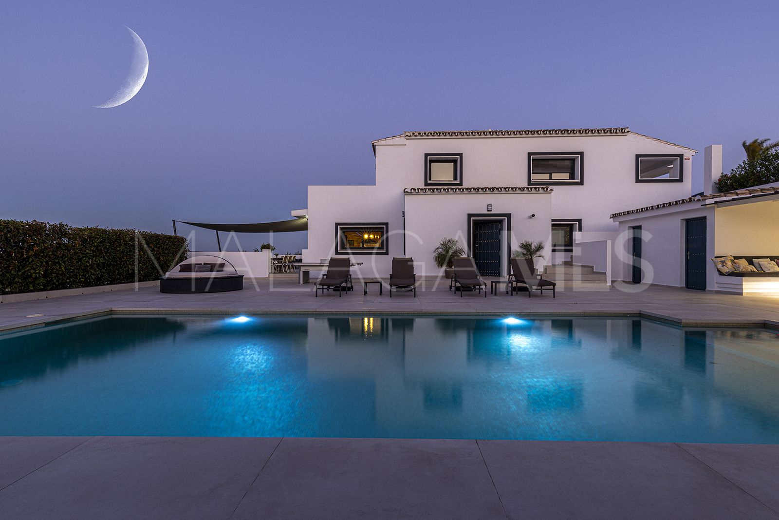 Finca for sale in Casares