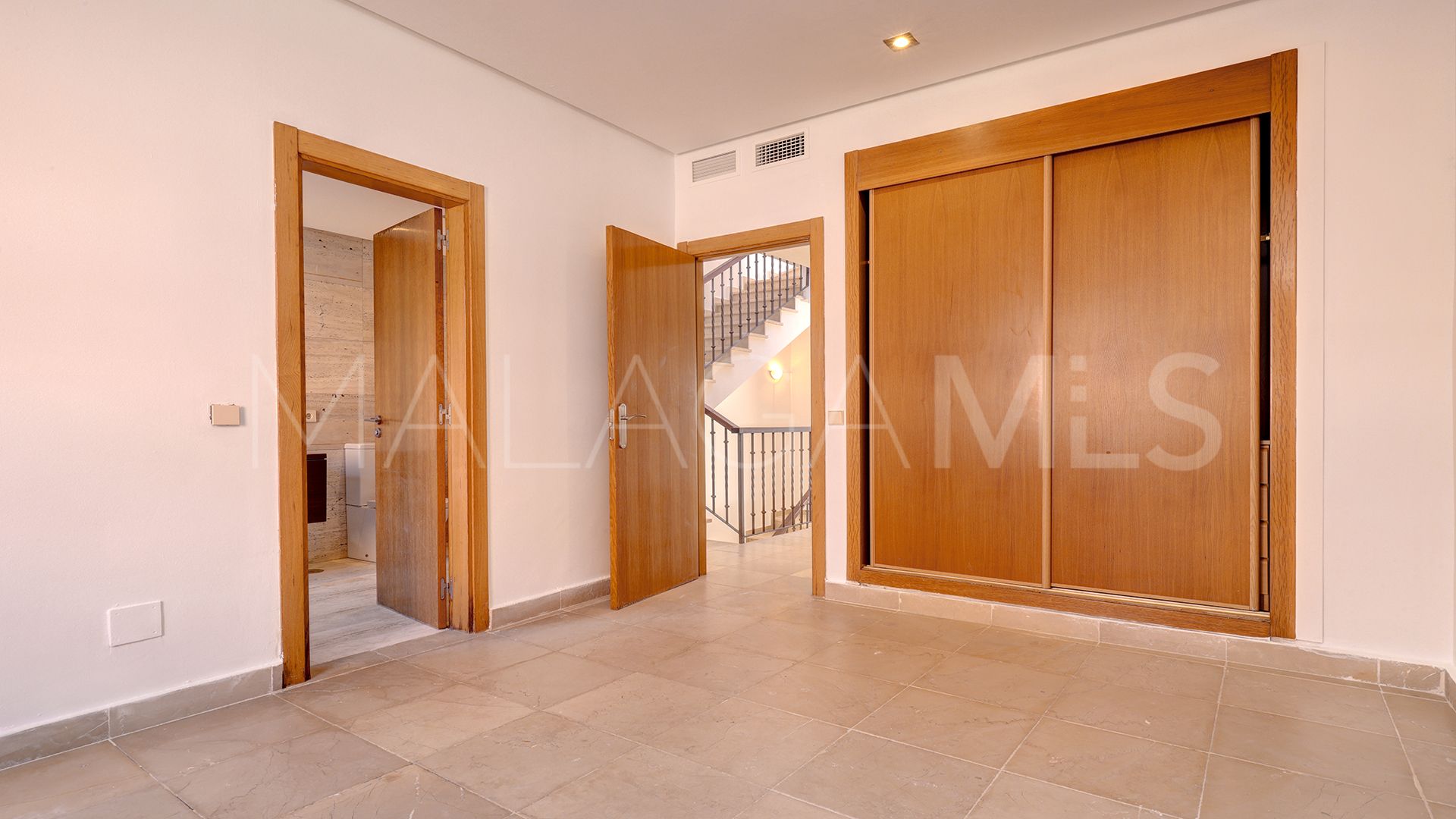 Maison de ville for sale in Chullera