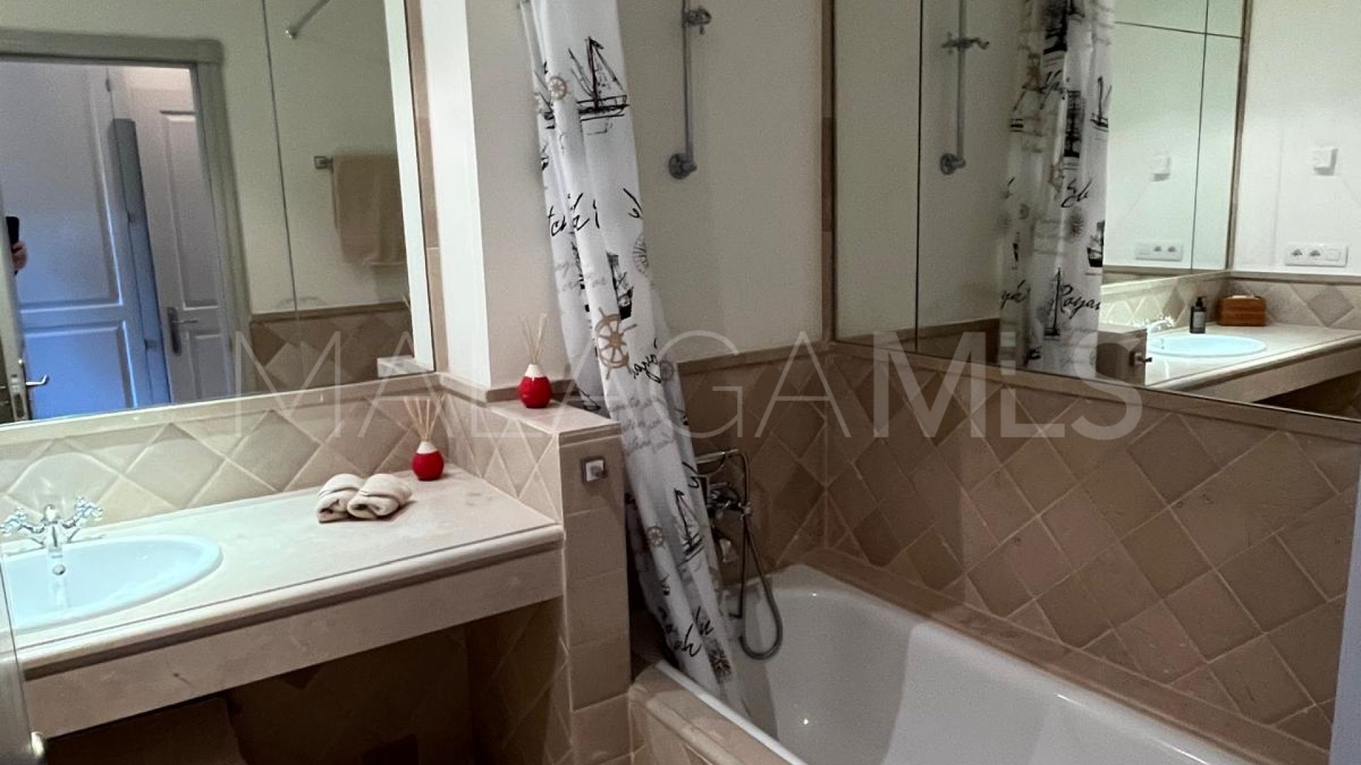 Appartement for sale in Finca Cortesin