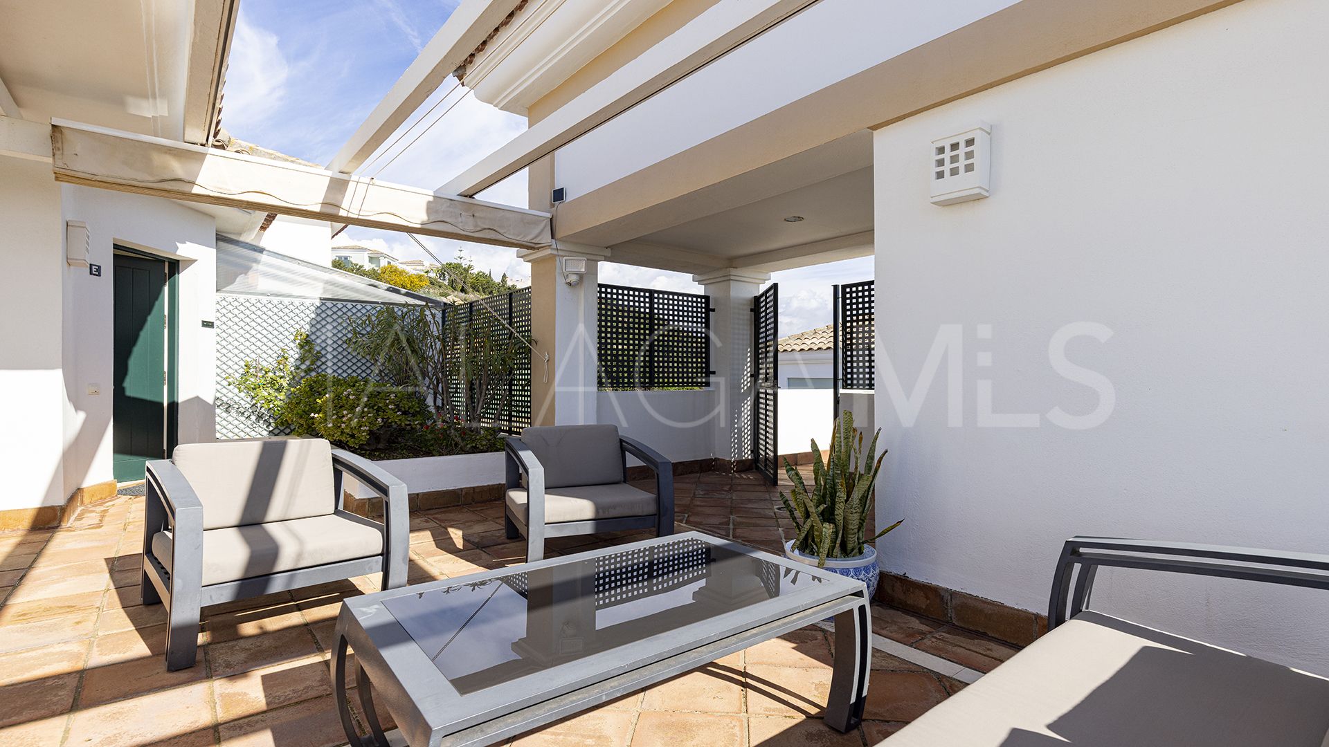 Takvåning for sale in Doña Julia