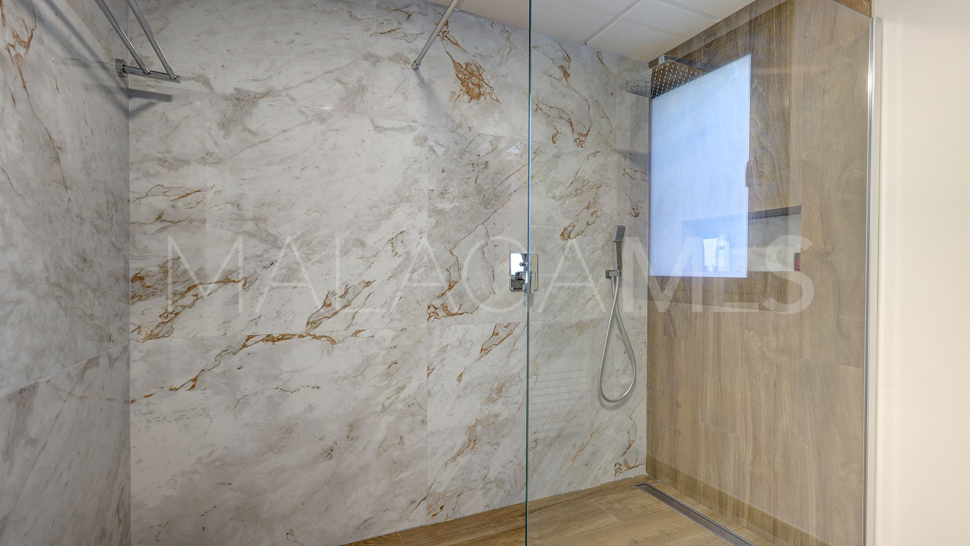 Appartement rez de chaussée for sale in Bahia de Casares