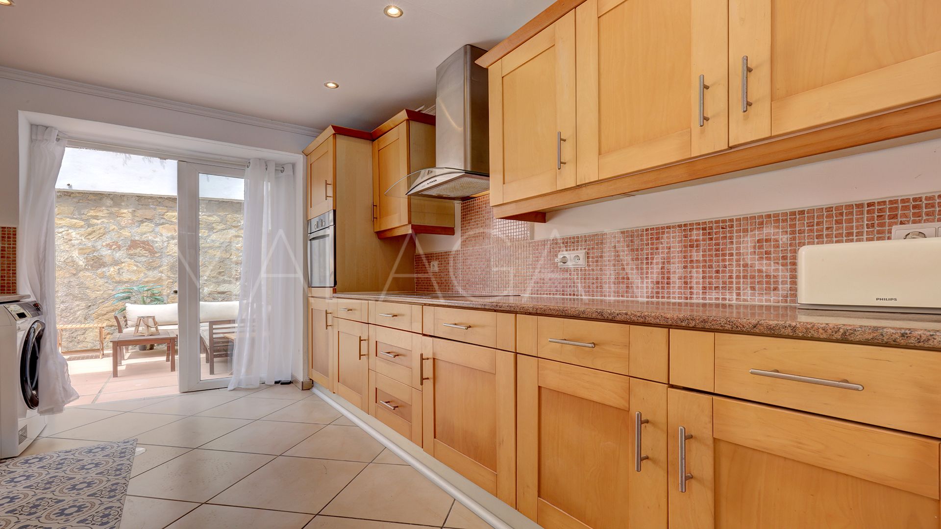 Ground floor apartment with 2 bedrooms for sale in La Duquesa Golf