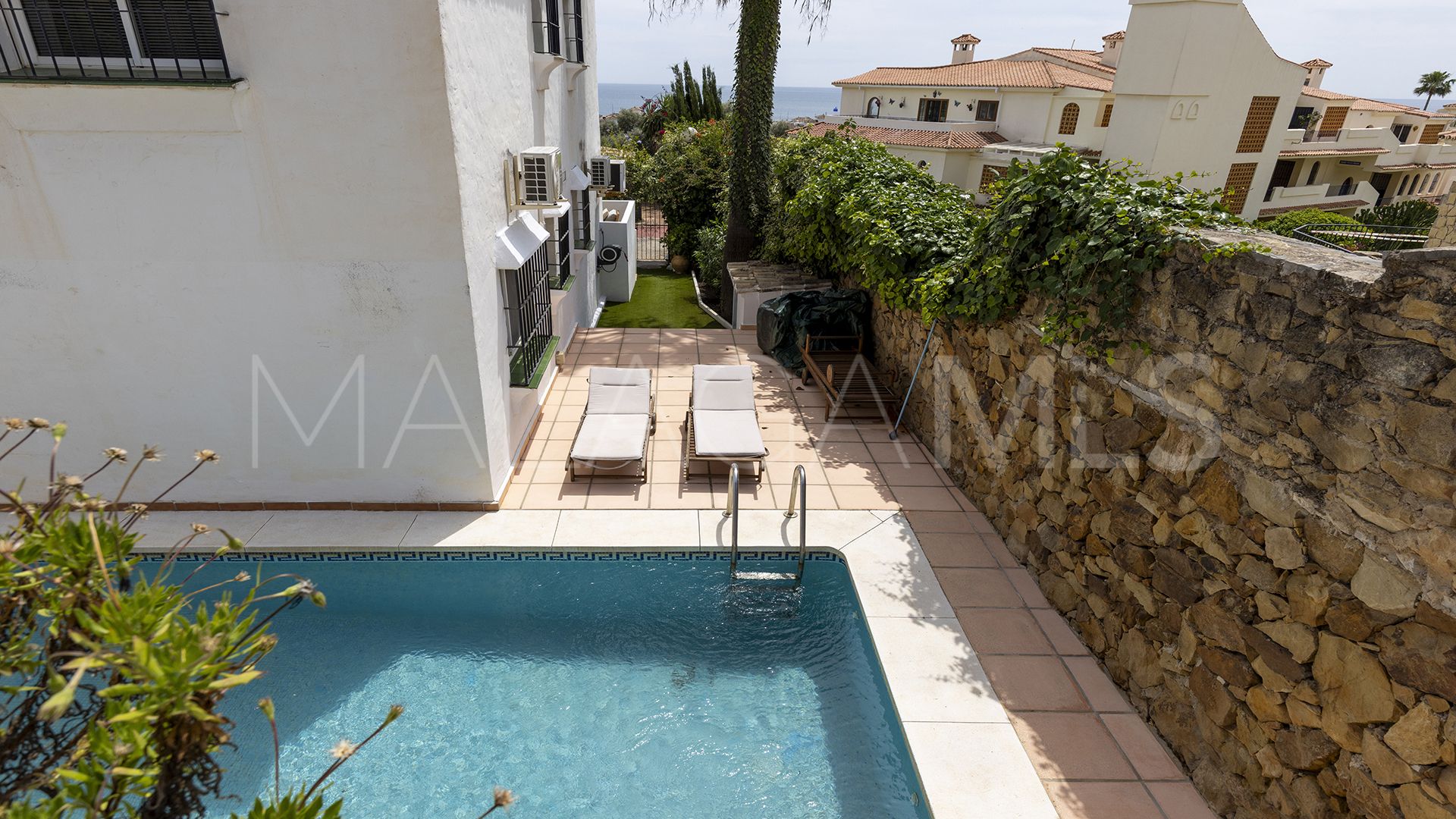 Ground floor apartment with 2 bedrooms for sale in La Duquesa Golf