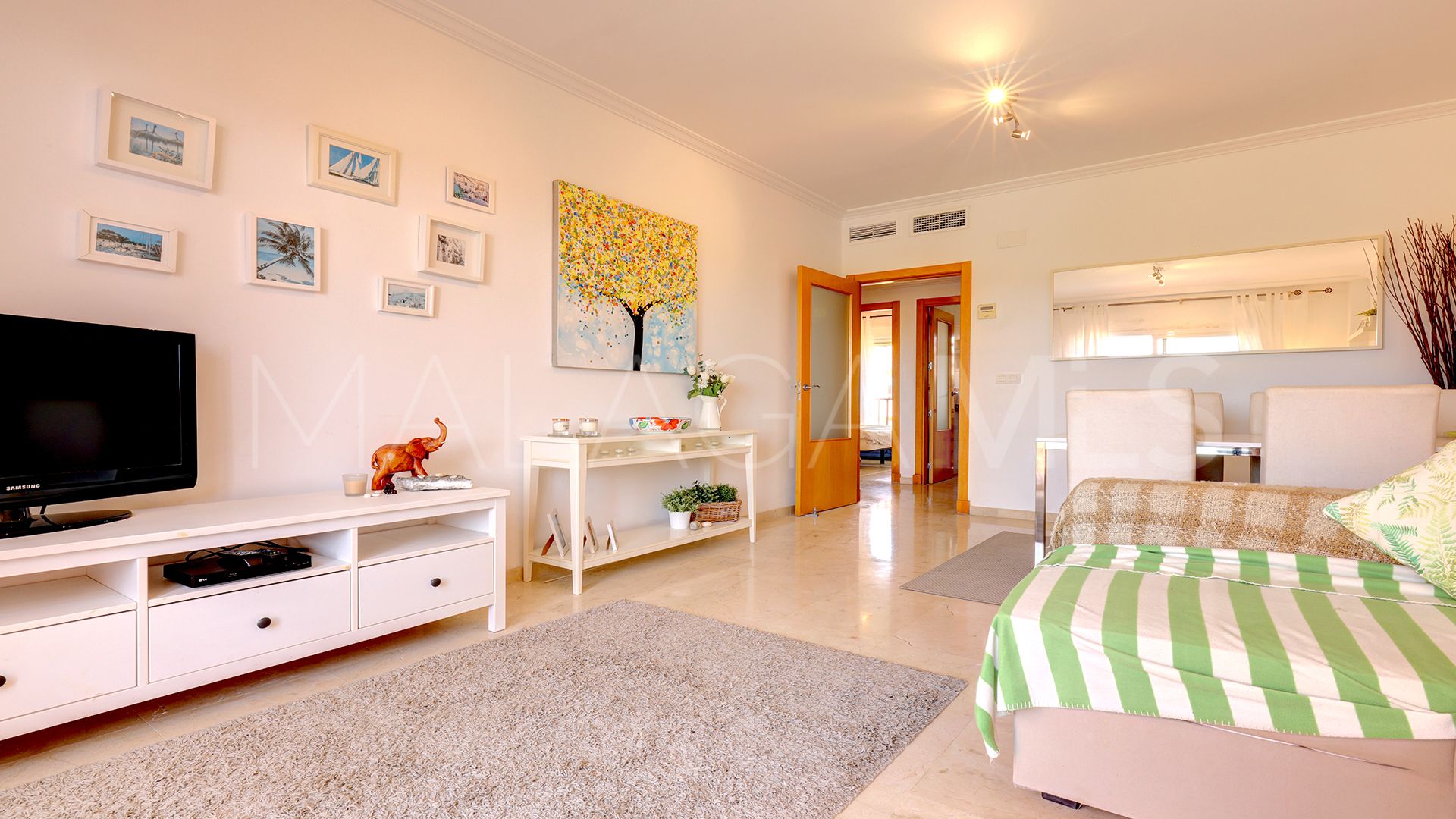 Appartement terrasse for sale in Casares del Sol