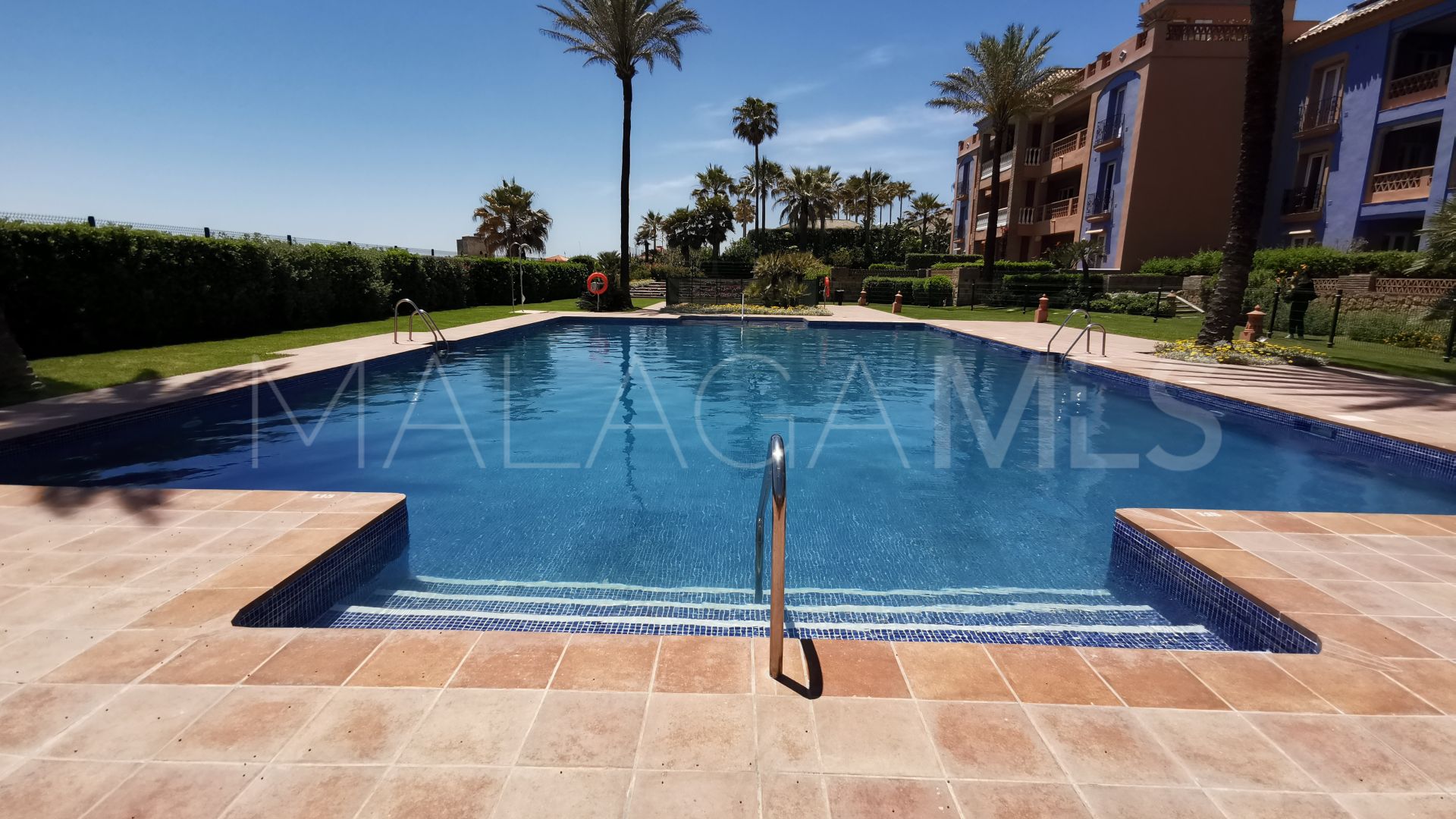 Duplex penthouse for sale in Casares Playa