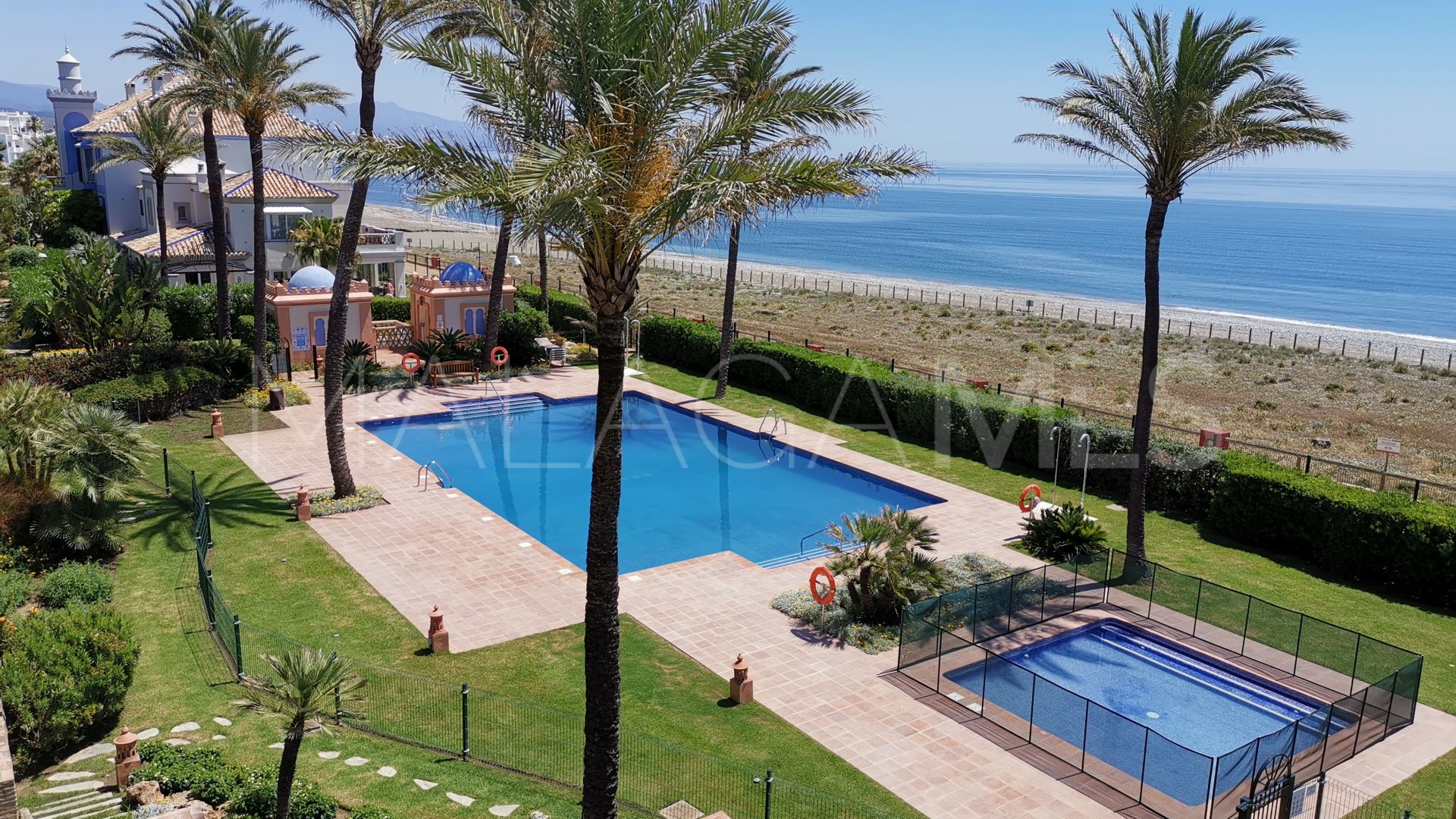 Duplex penthouse for sale in Casares Playa