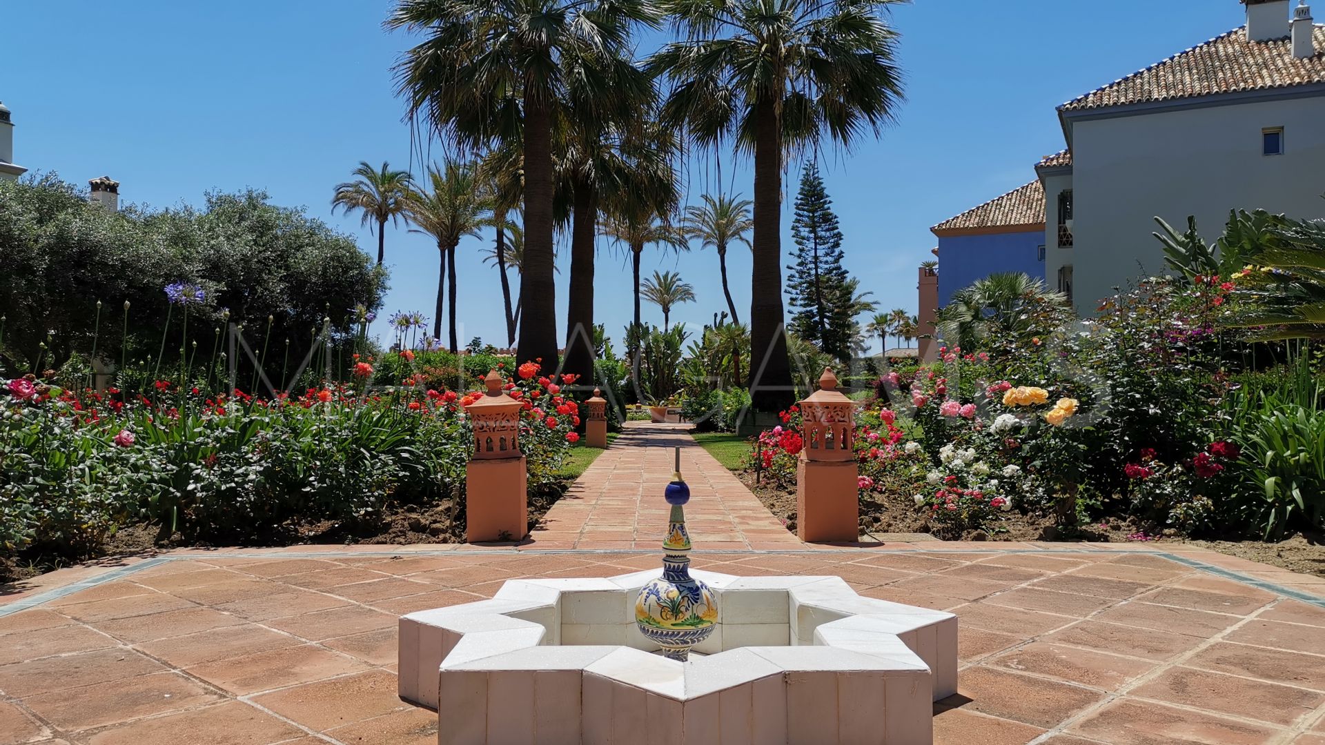 Duplex penthouse for sale in Casares Playa