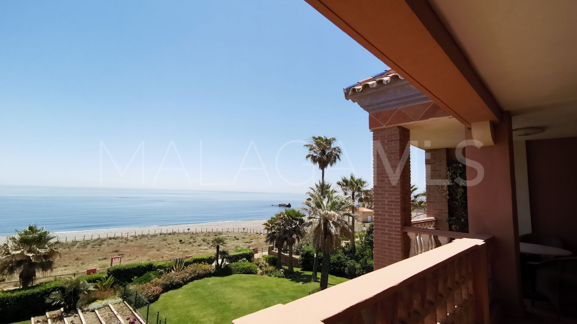 Duplex penthouse for sale in Casares Playa