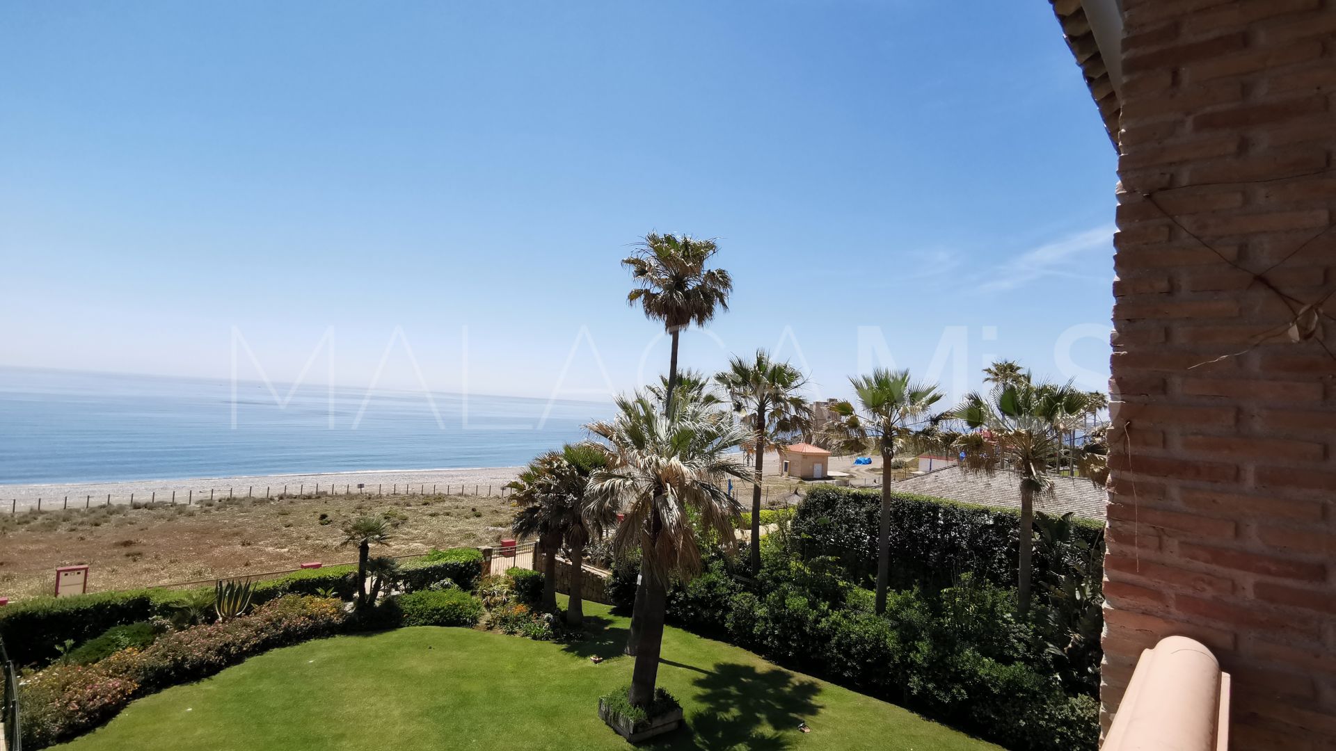 Duplex penthouse for sale in Casares Playa