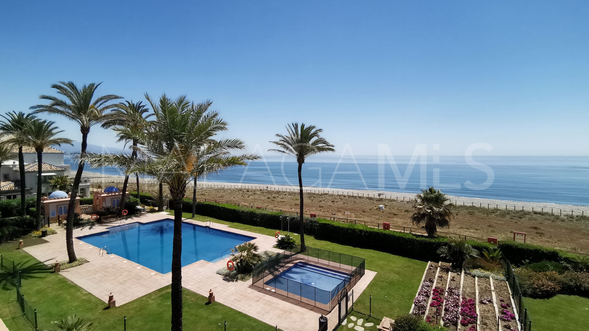 Duplex penthouse for sale in Casares Playa