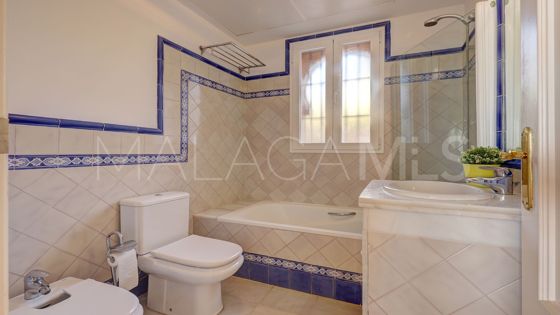 For sale 3 bedrooms ground floor apartment in La Perla de la Bahía