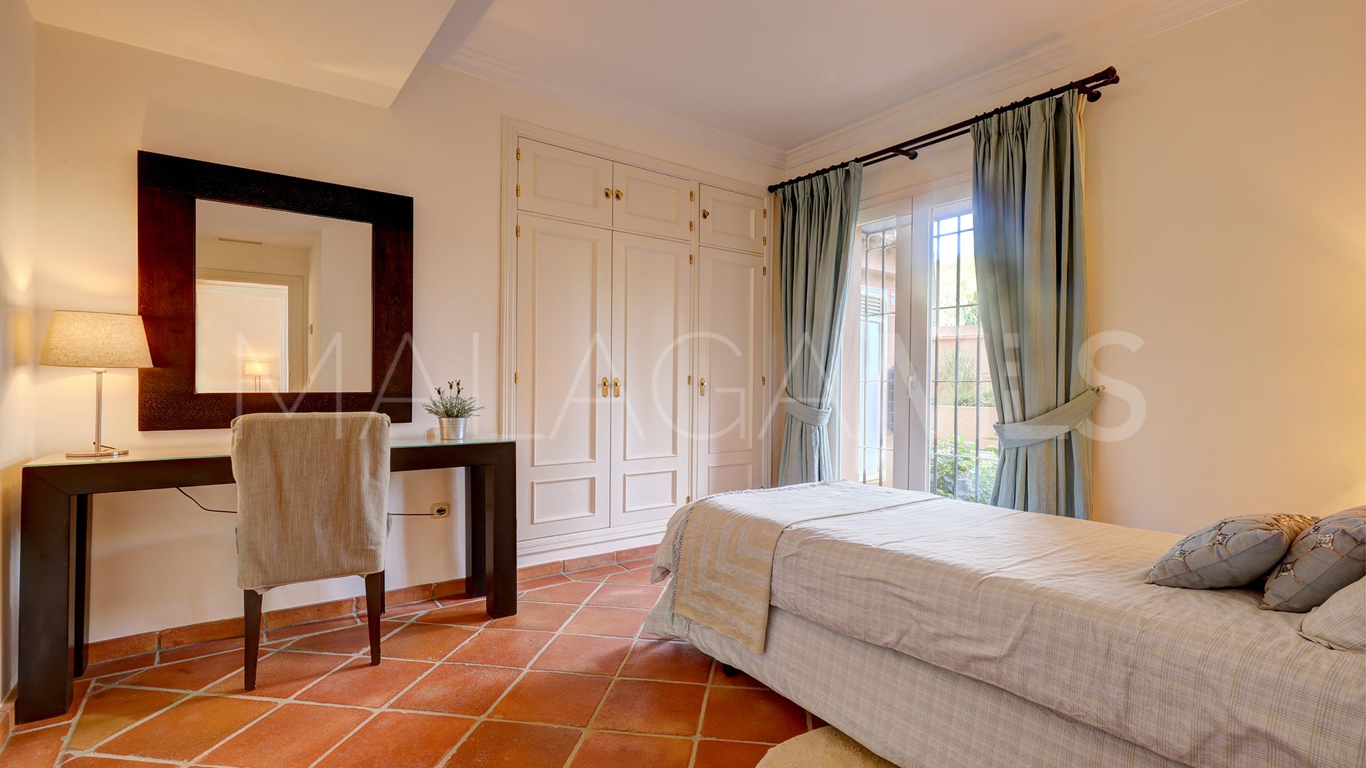 For sale 3 bedrooms ground floor apartment in La Perla de la Bahía