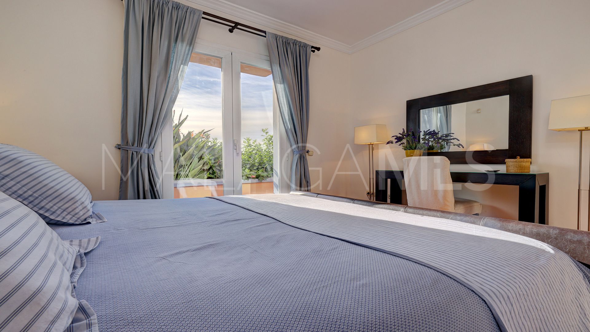 For sale 3 bedrooms ground floor apartment in La Perla de la Bahía