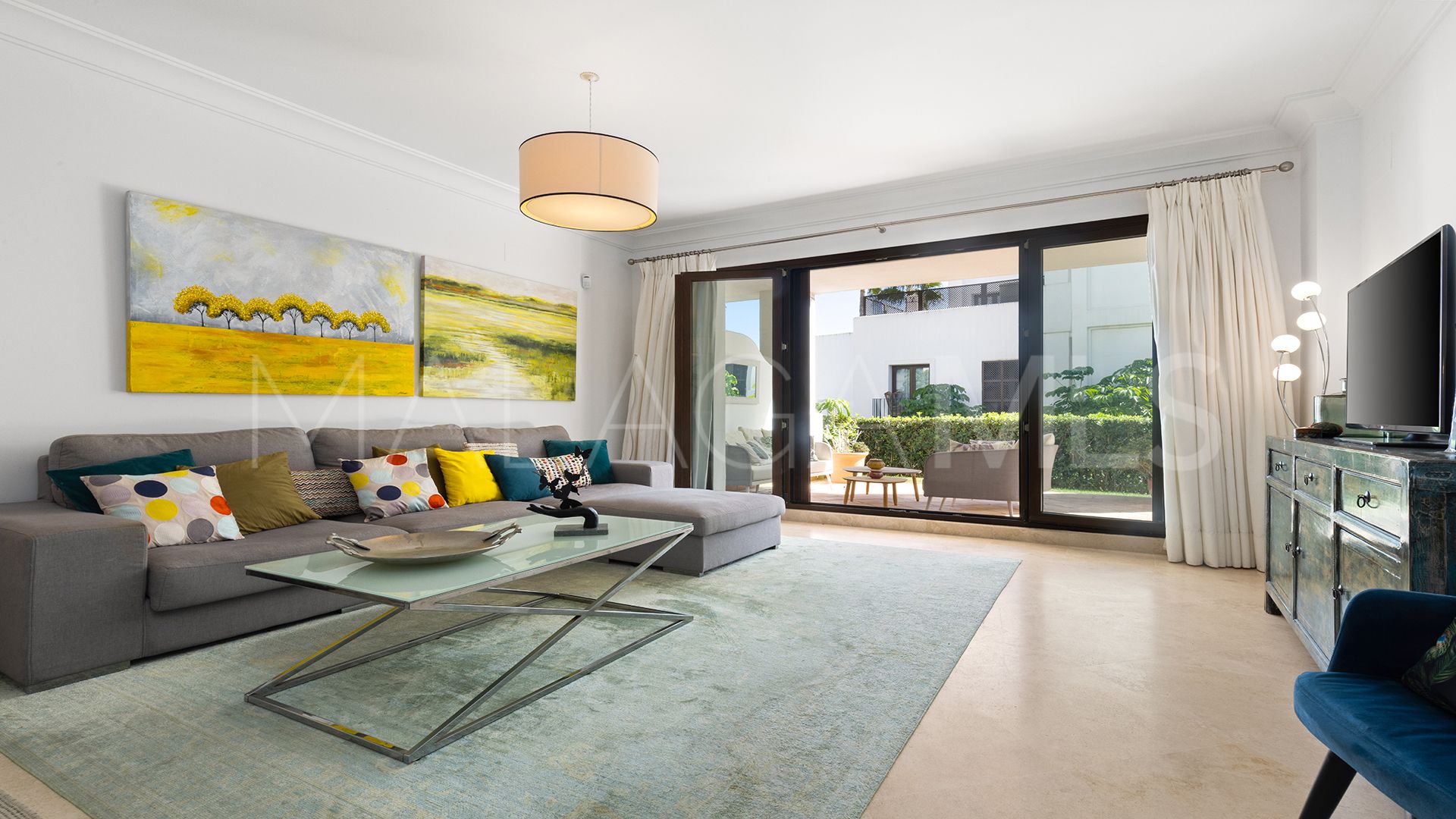 Buy apartamento planta baja in Finca Cortesin